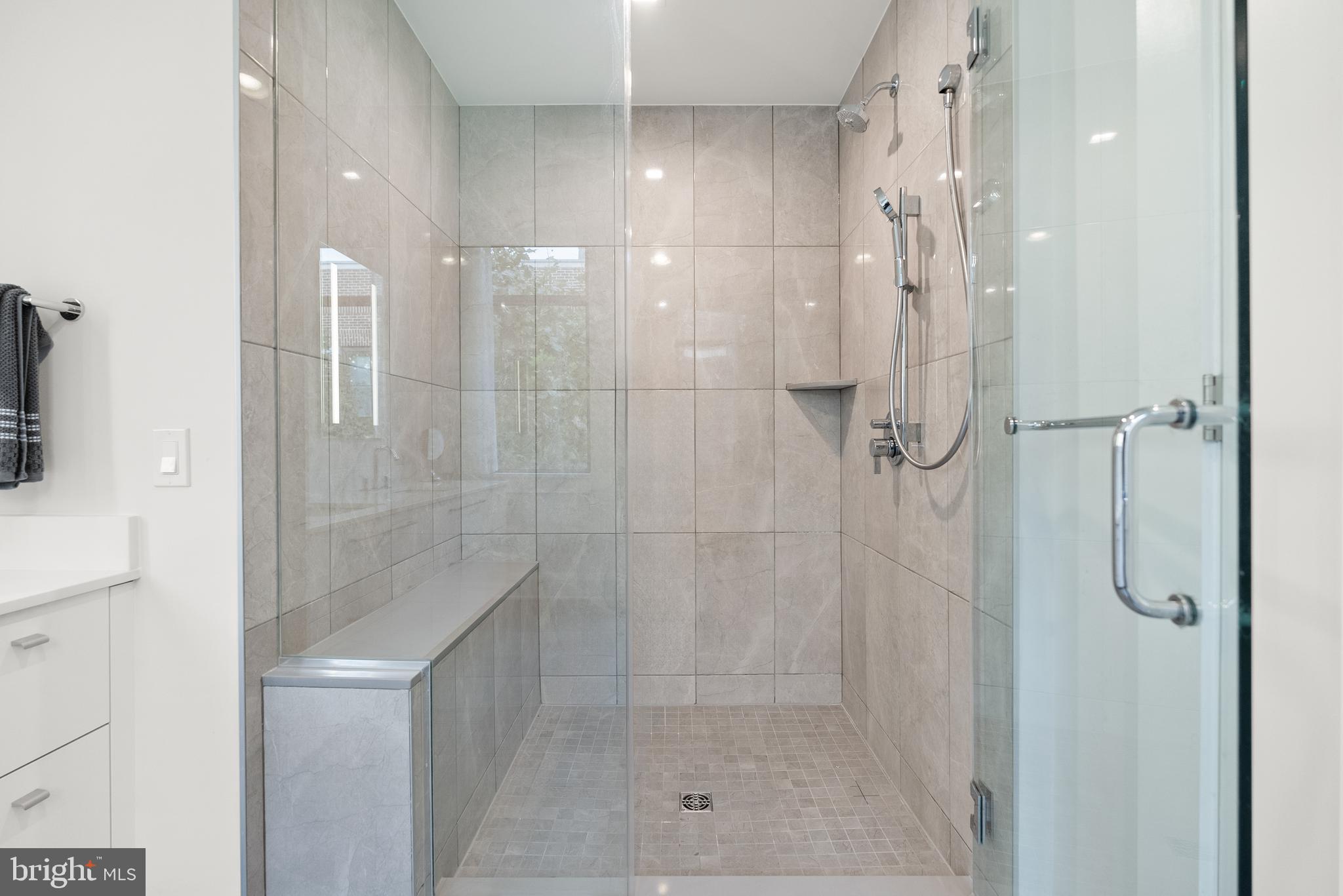 Real estate listing preview #28