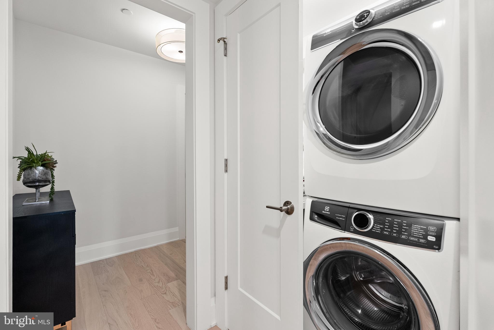 Real estate listing preview #32