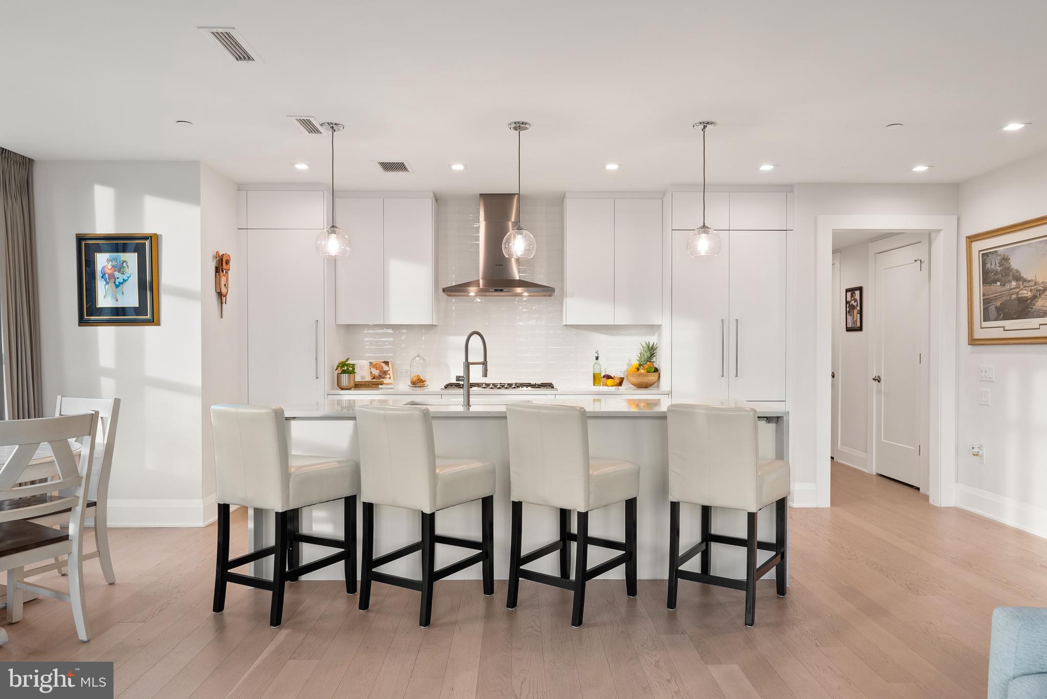 Real estate listing preview #2