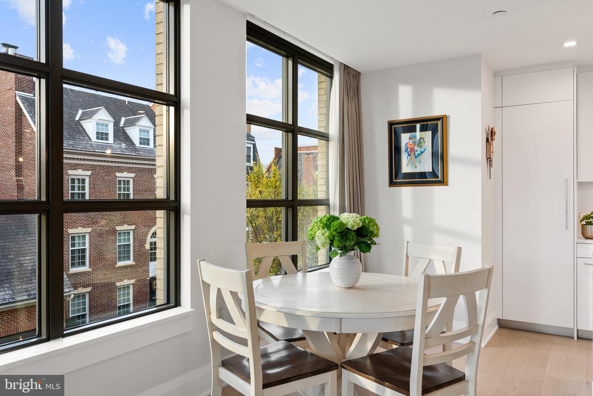 Real estate listing preview #4