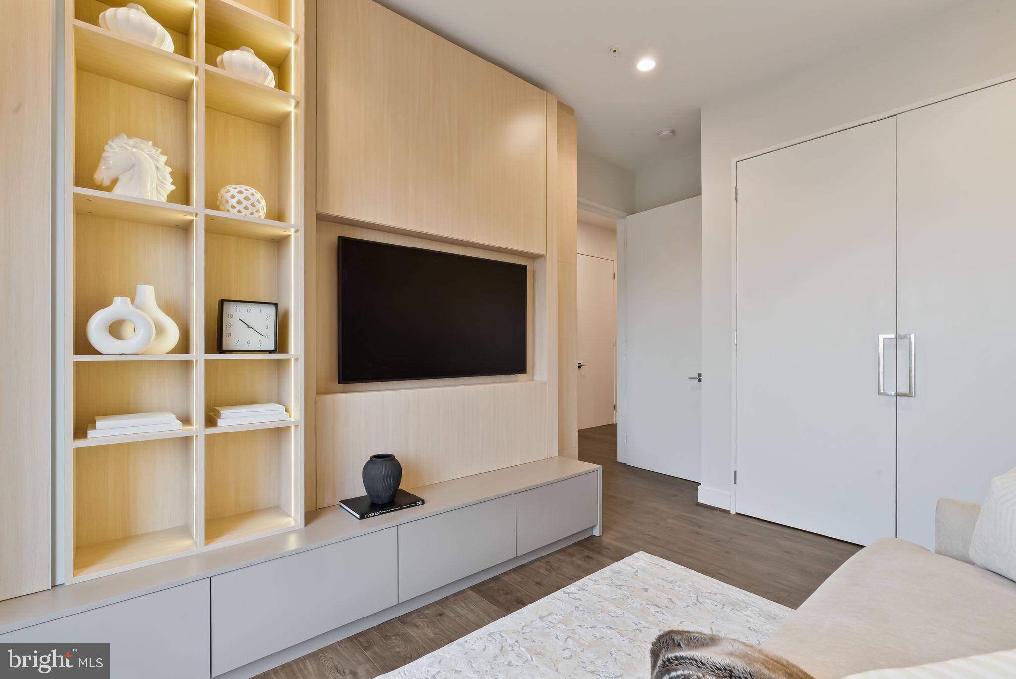 Real estate listing preview #29