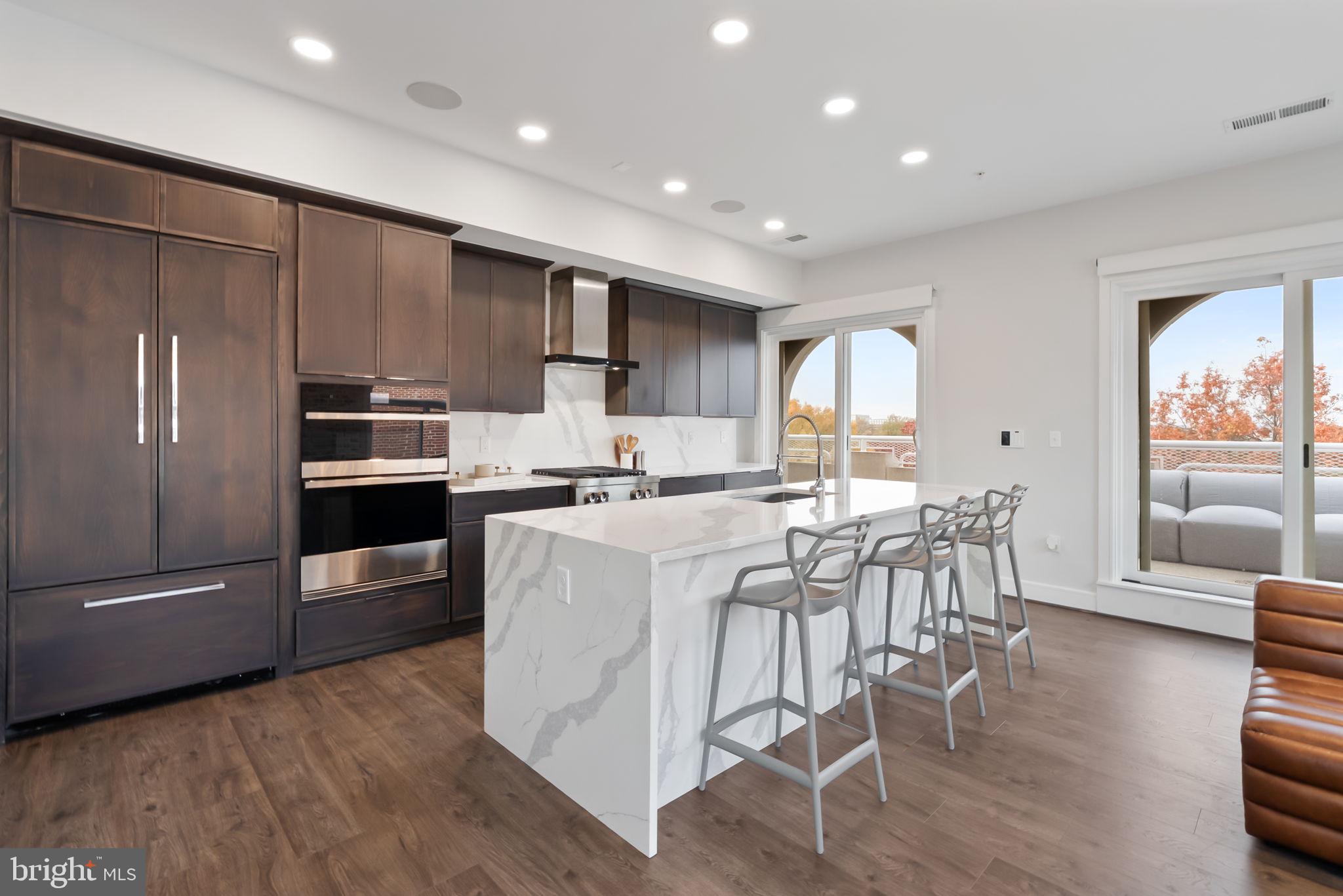 Real estate listing preview #12