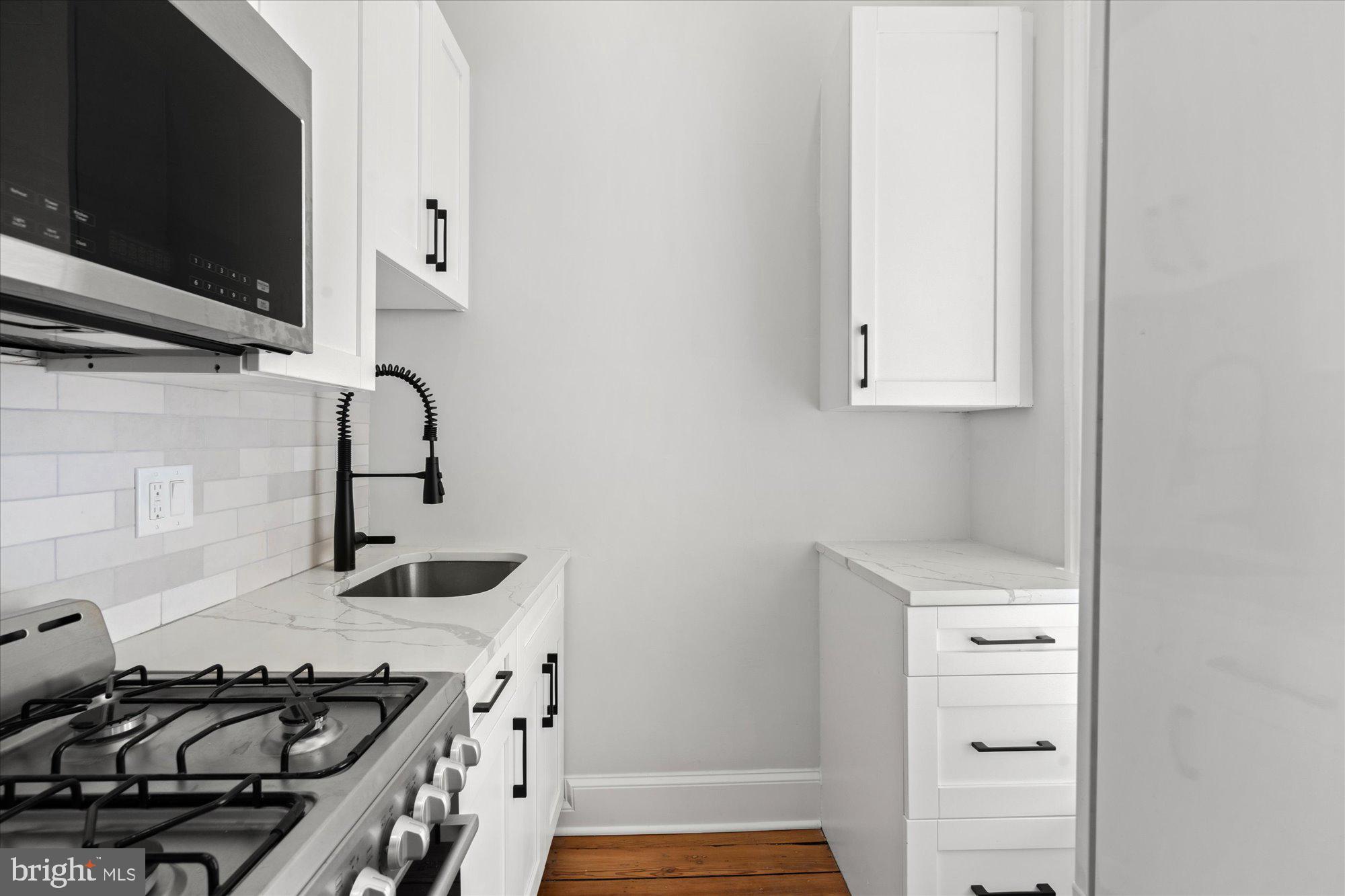 Real estate listing preview #28