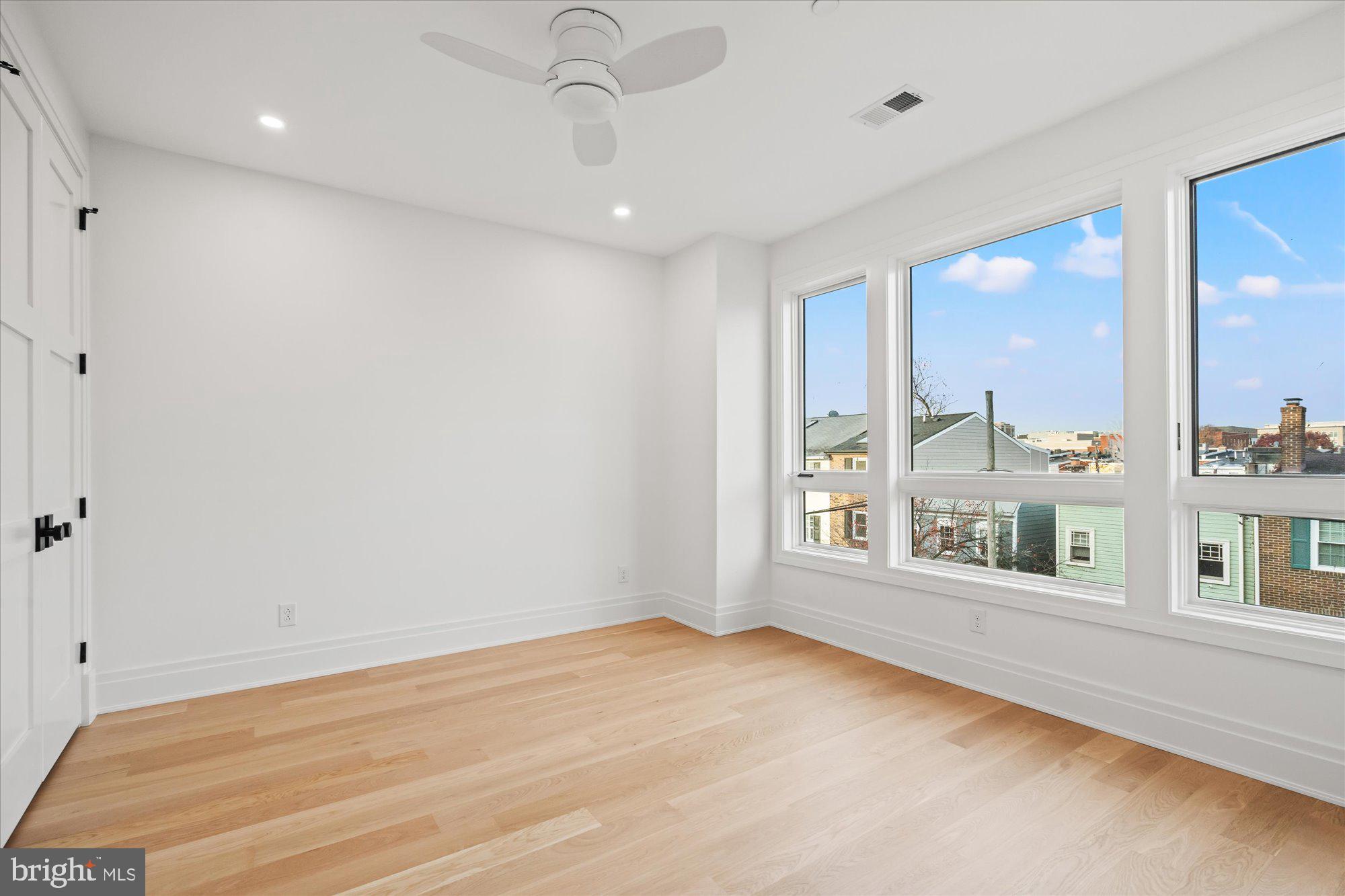 Real estate listing preview #83