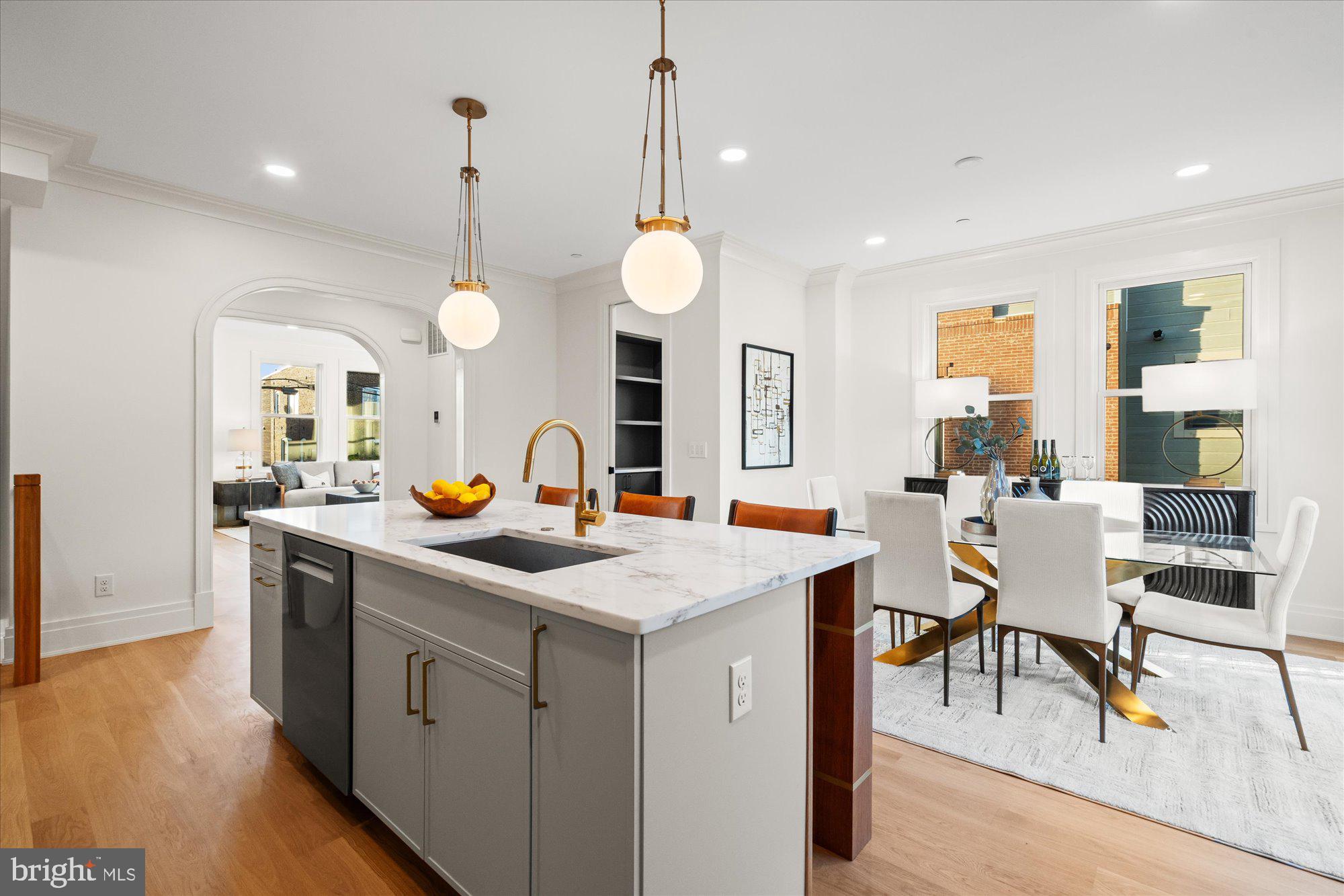 Real estate listing preview #7