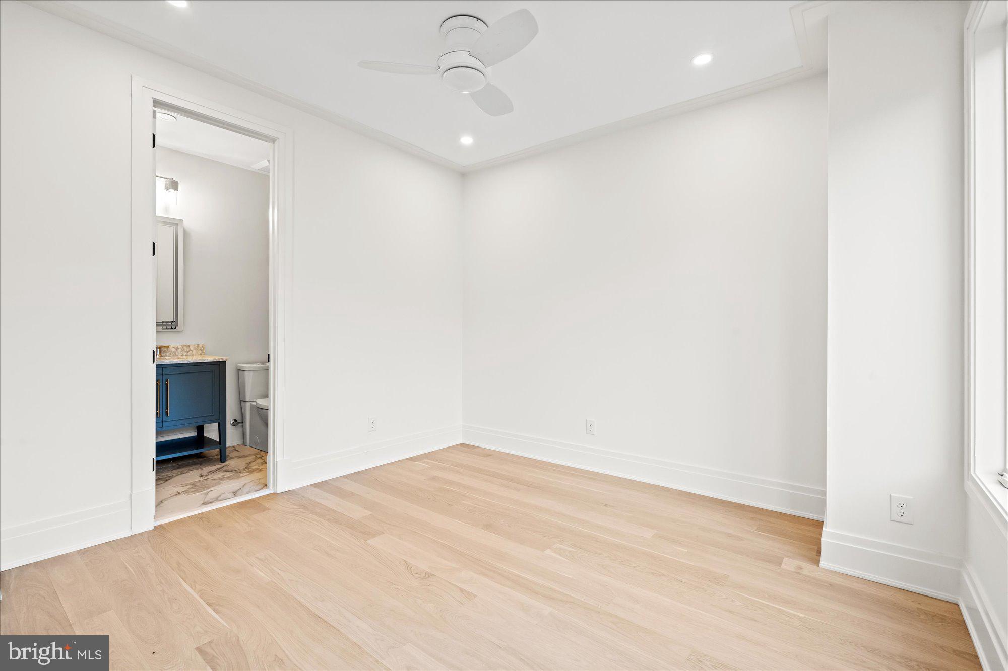 Real estate listing preview #95