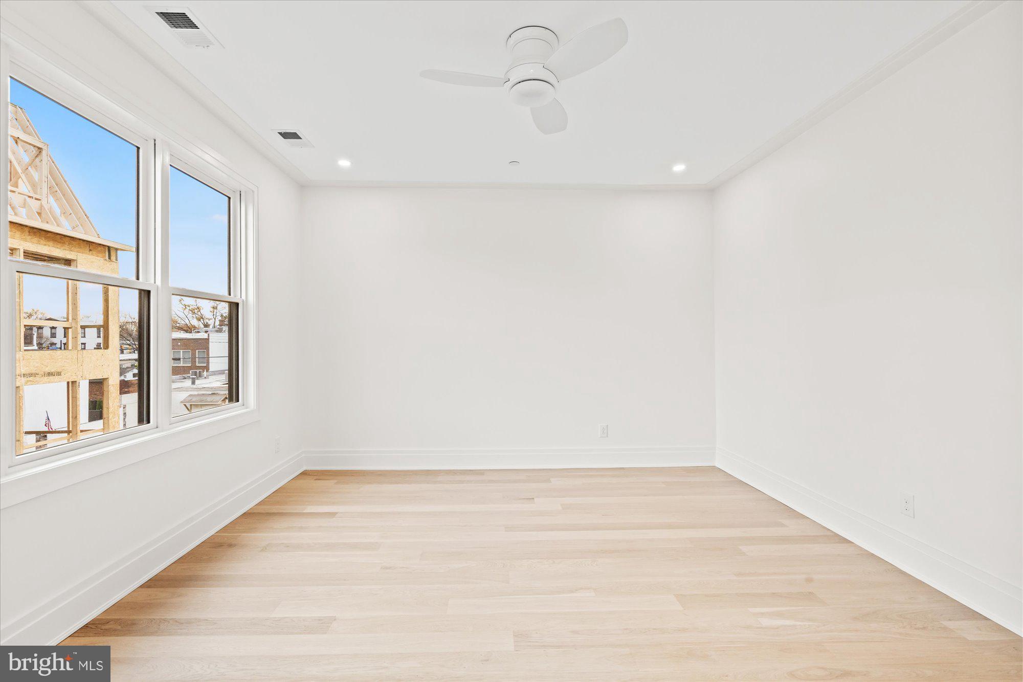 Real estate listing preview #86