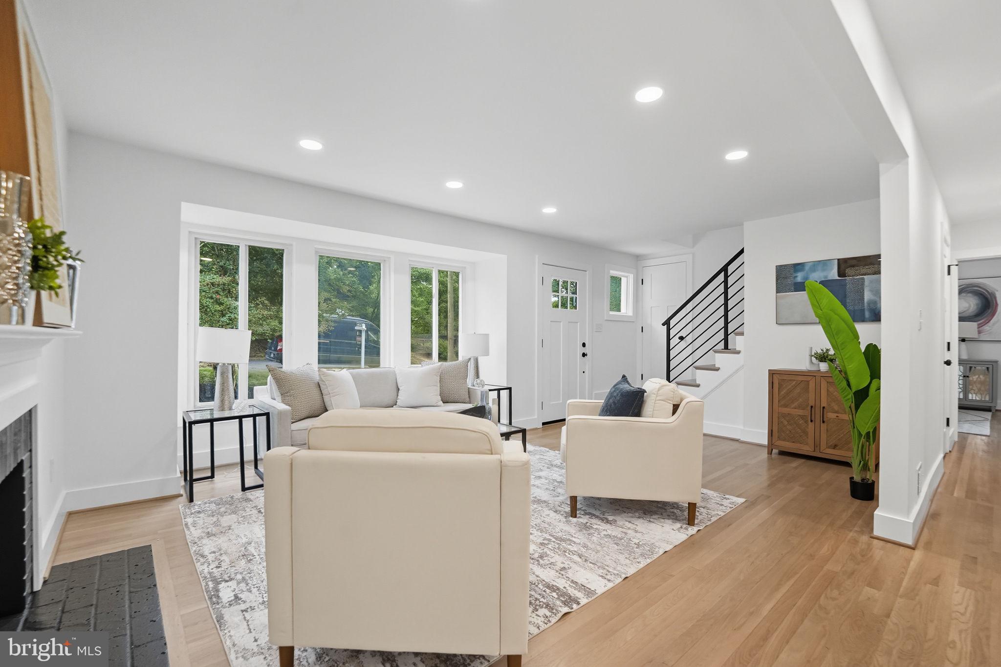 Real estate listing preview #7