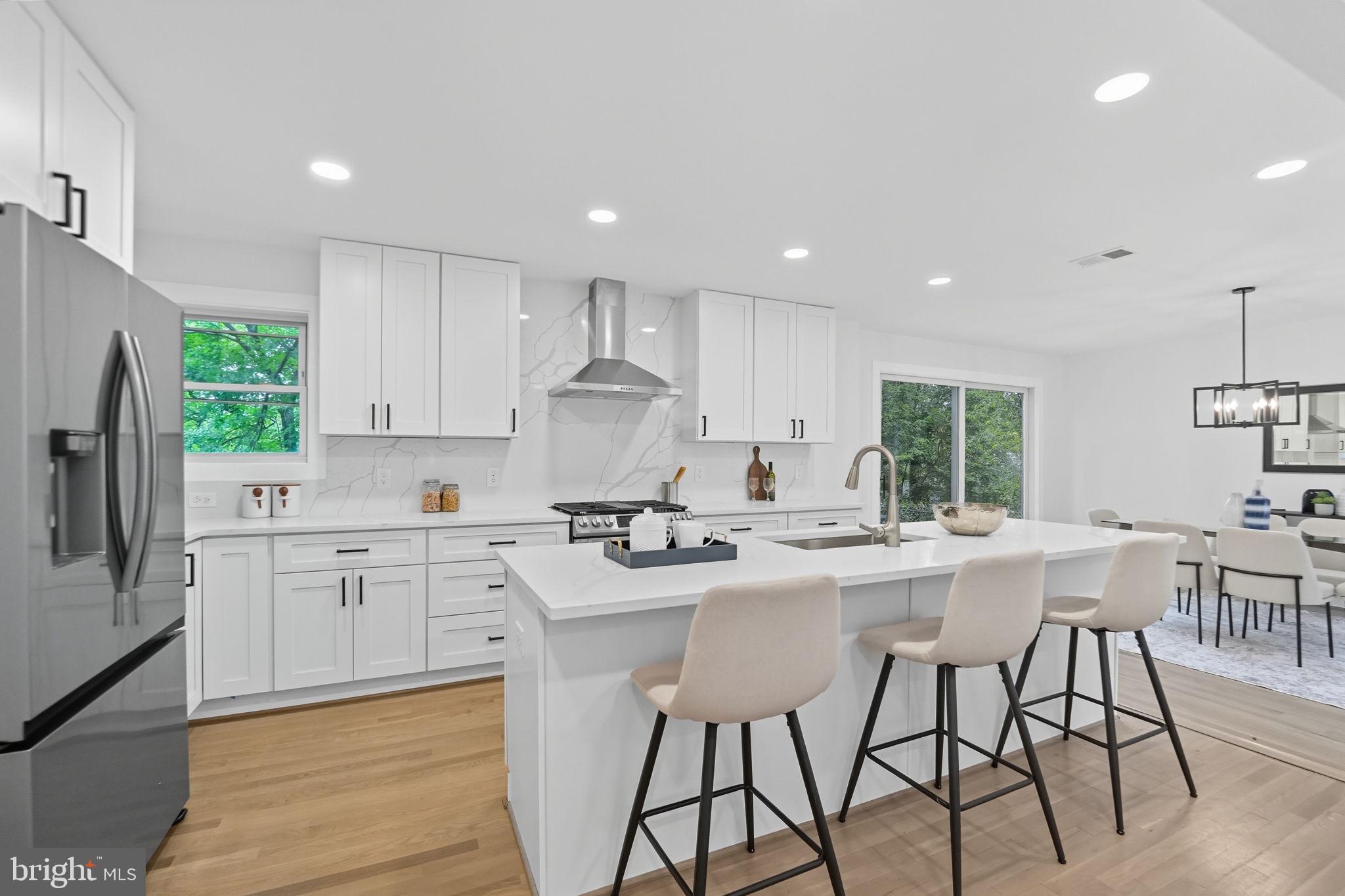 Real estate listing preview #9