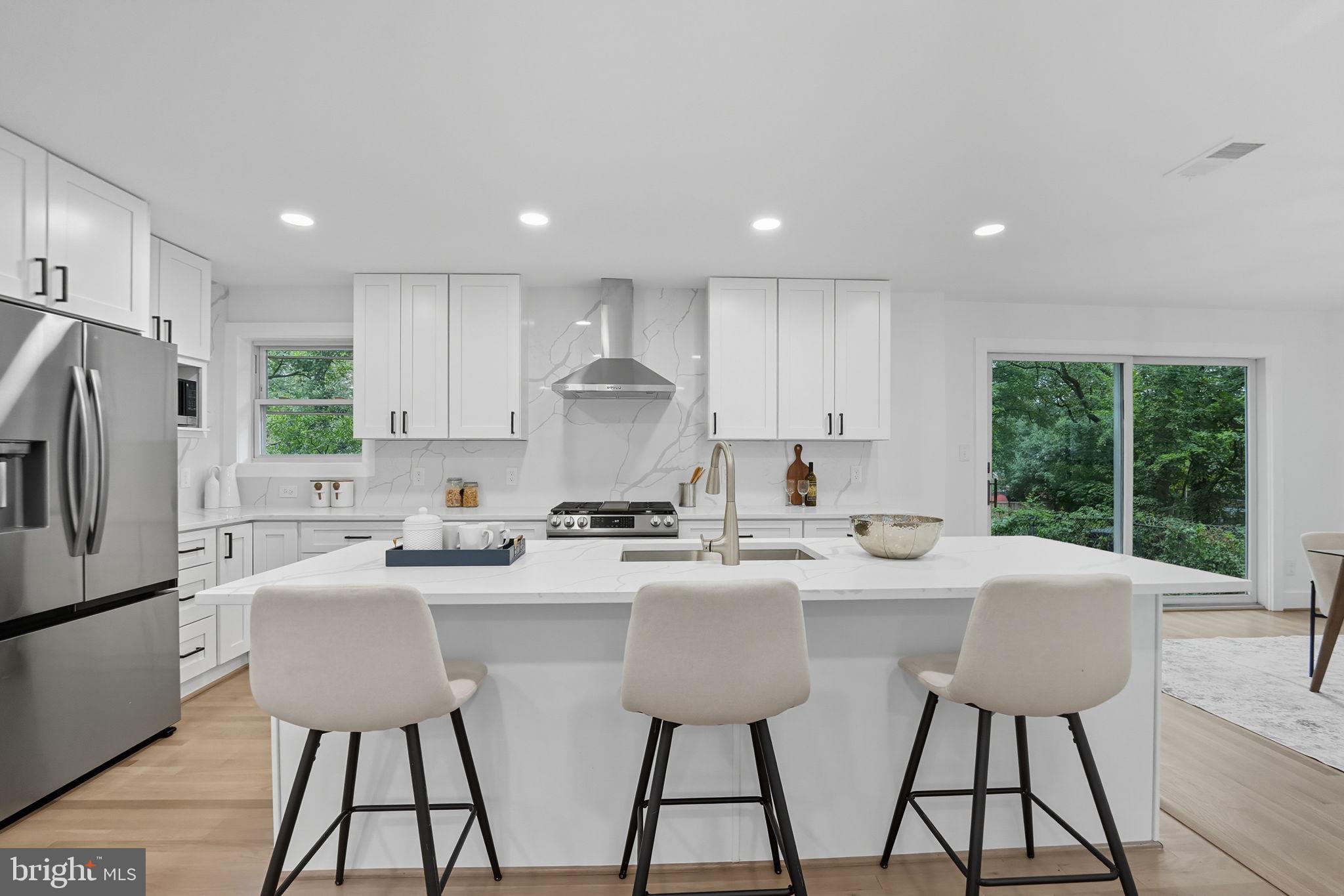 Real estate listing preview #10