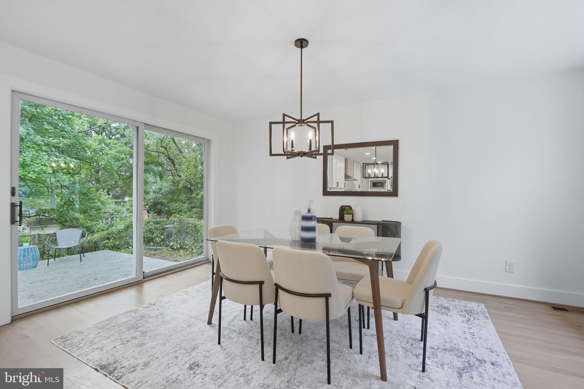 Real estate listing preview #16