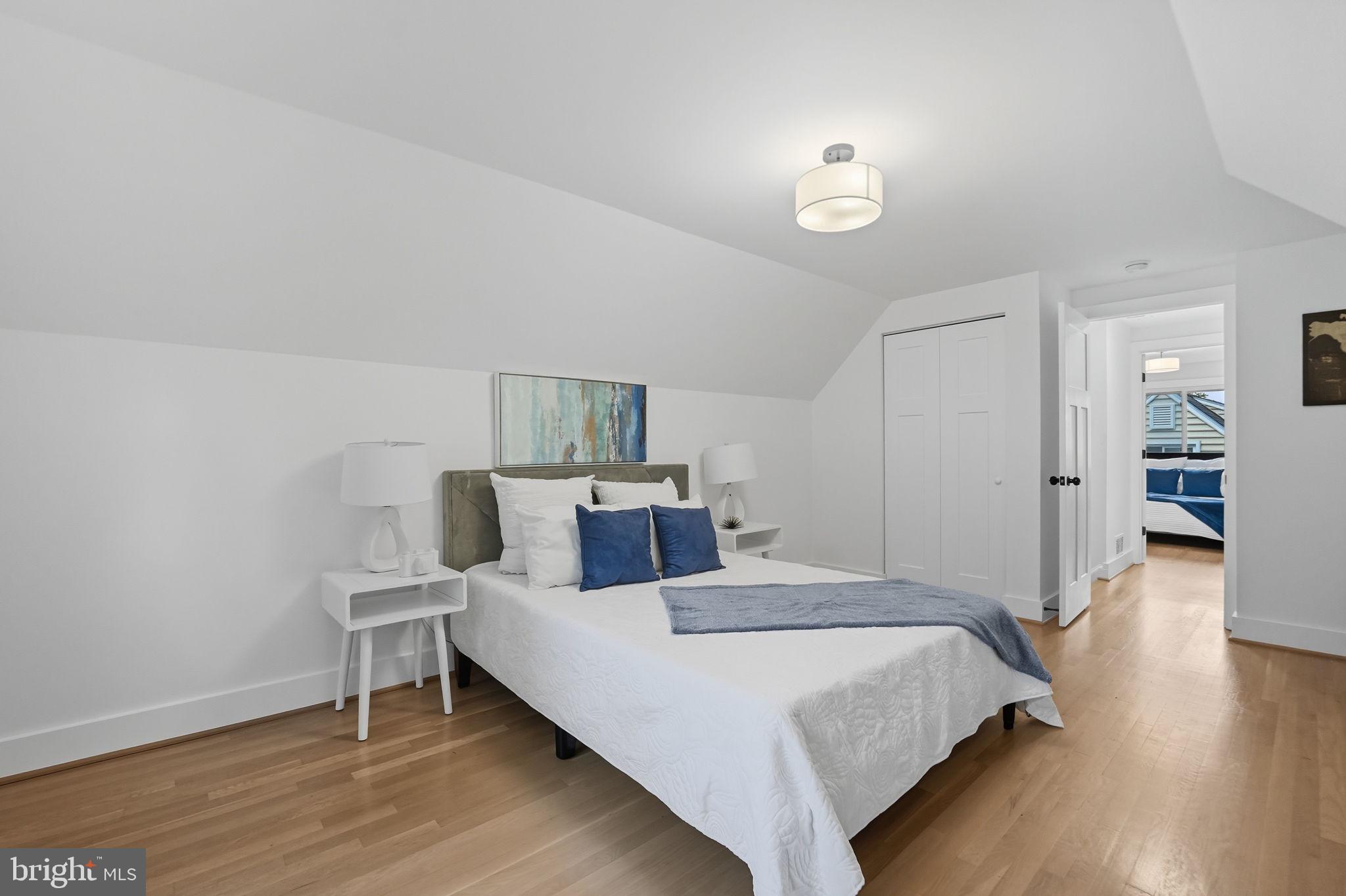 Real estate listing preview #25