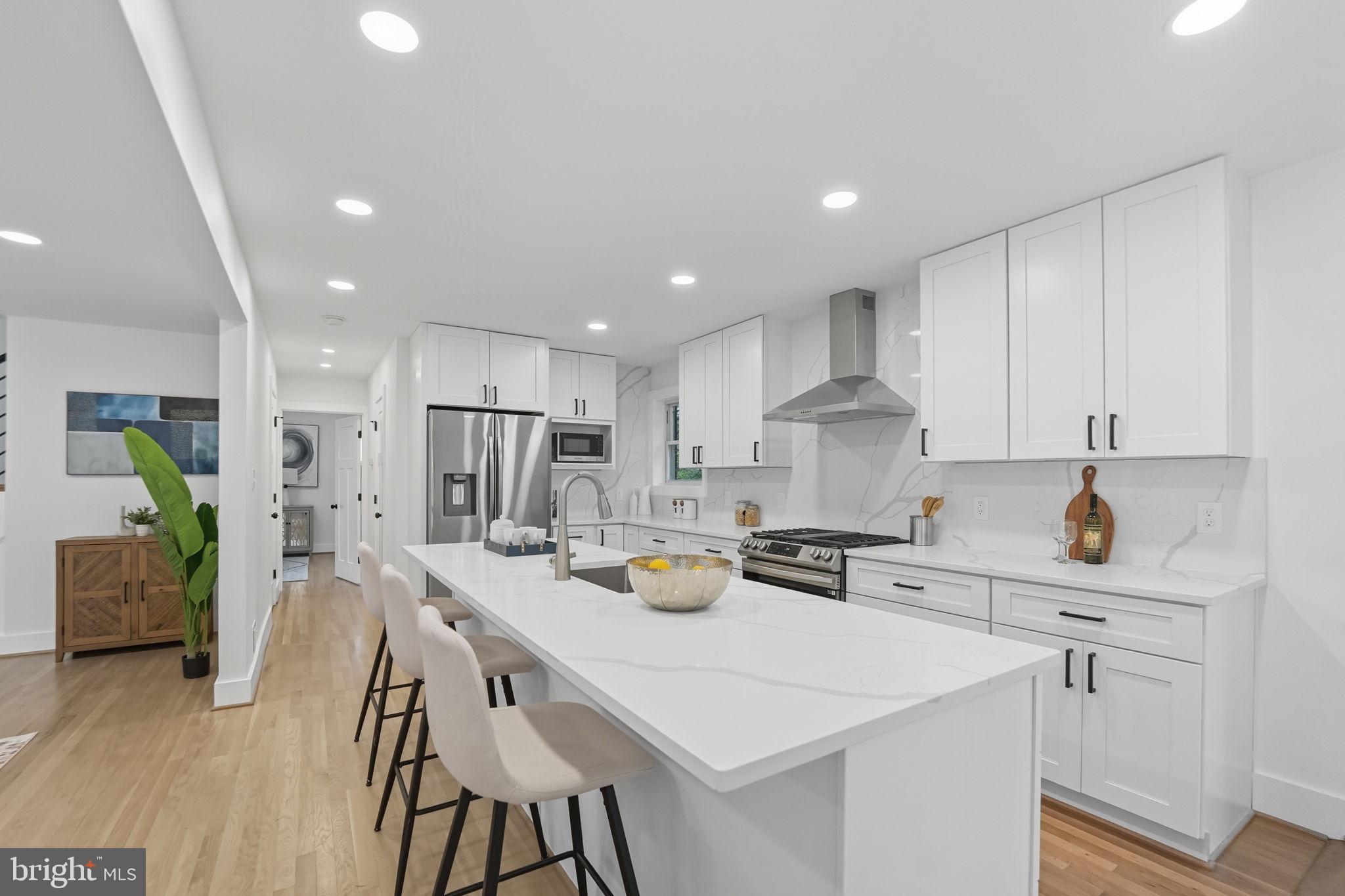 Real estate listing preview #11