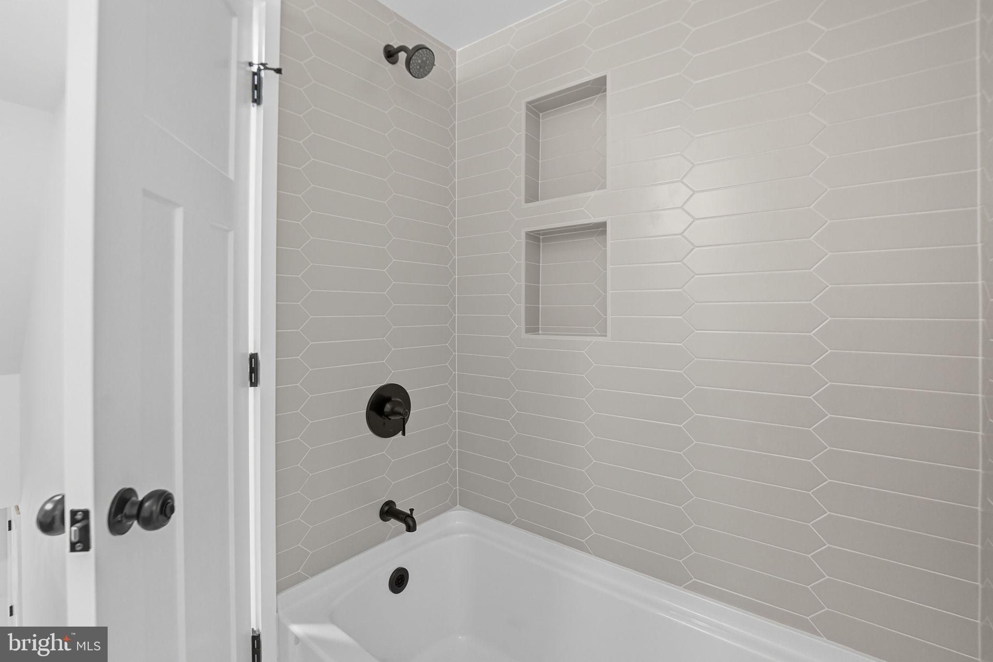 Real estate listing preview #28