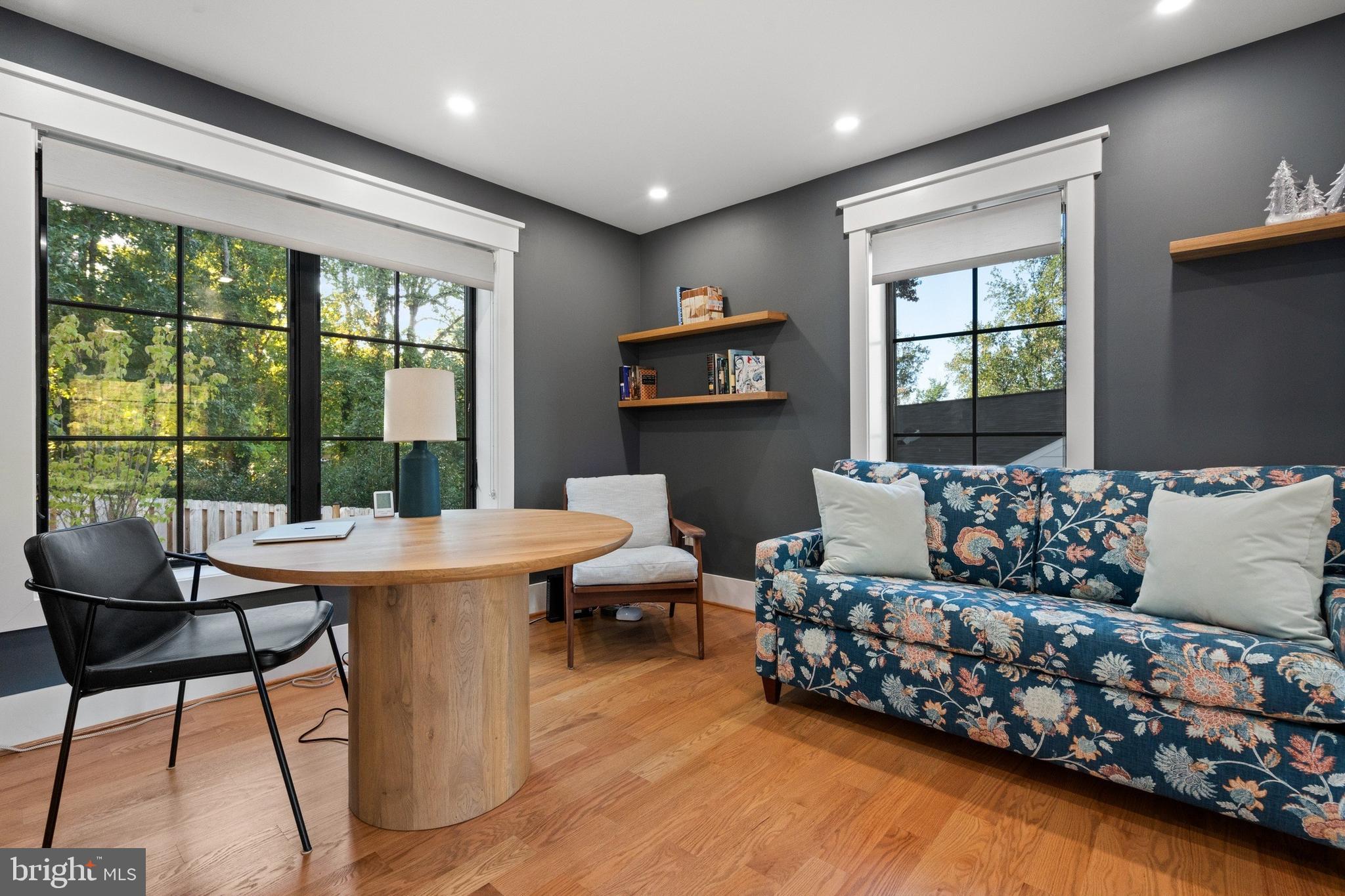 Real estate listing preview #15