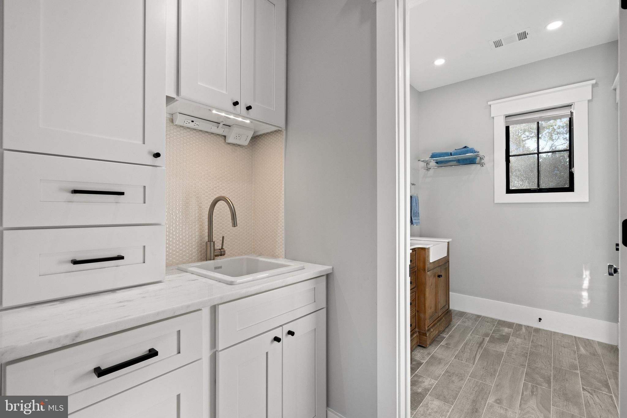 Real estate listing preview #20