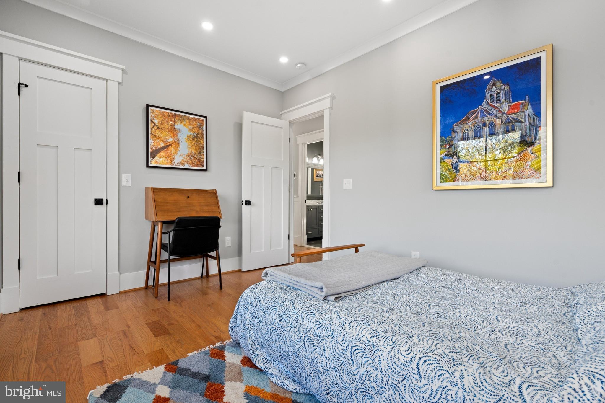 Real estate listing preview #30