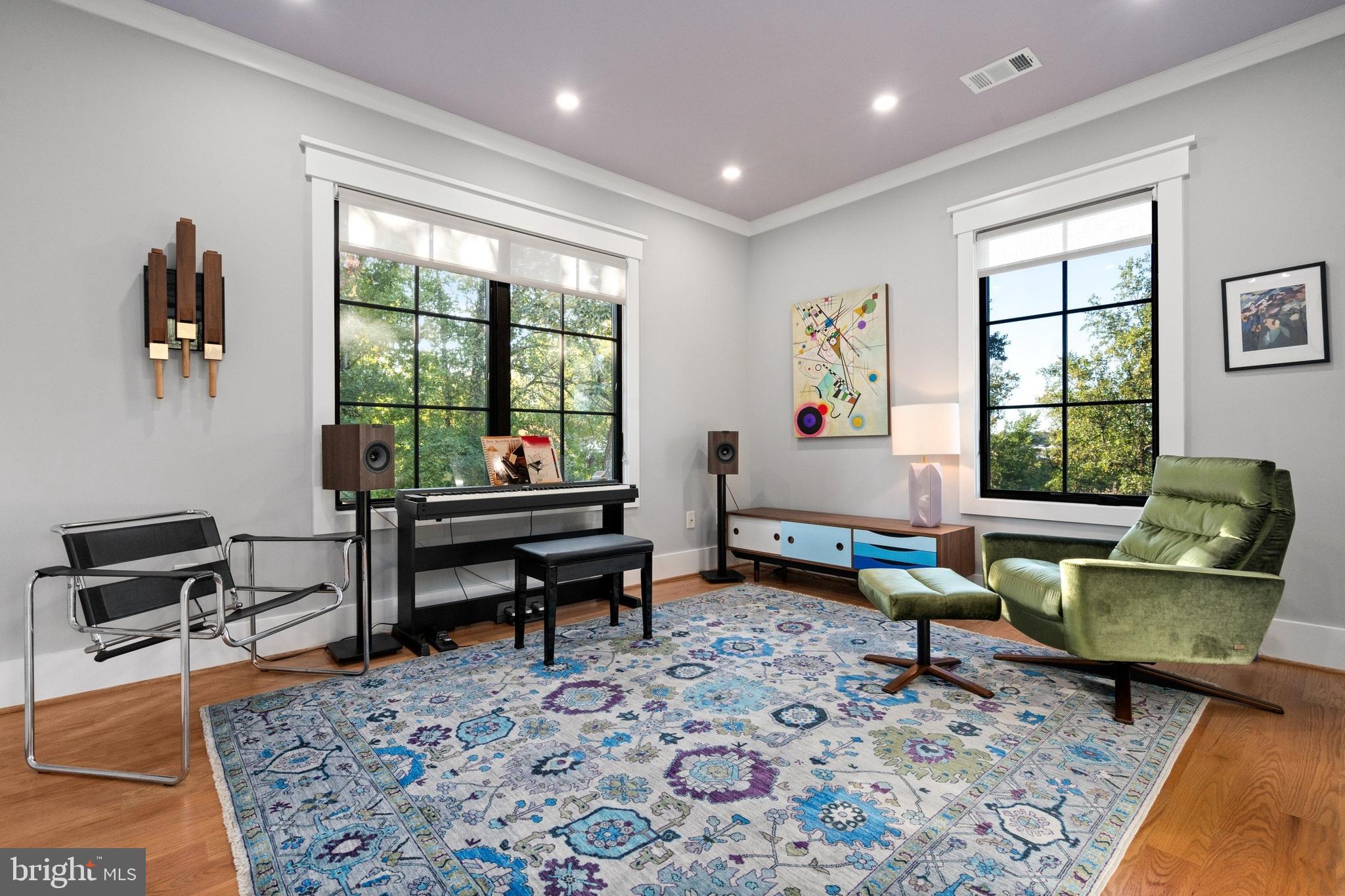 Real estate listing preview #28