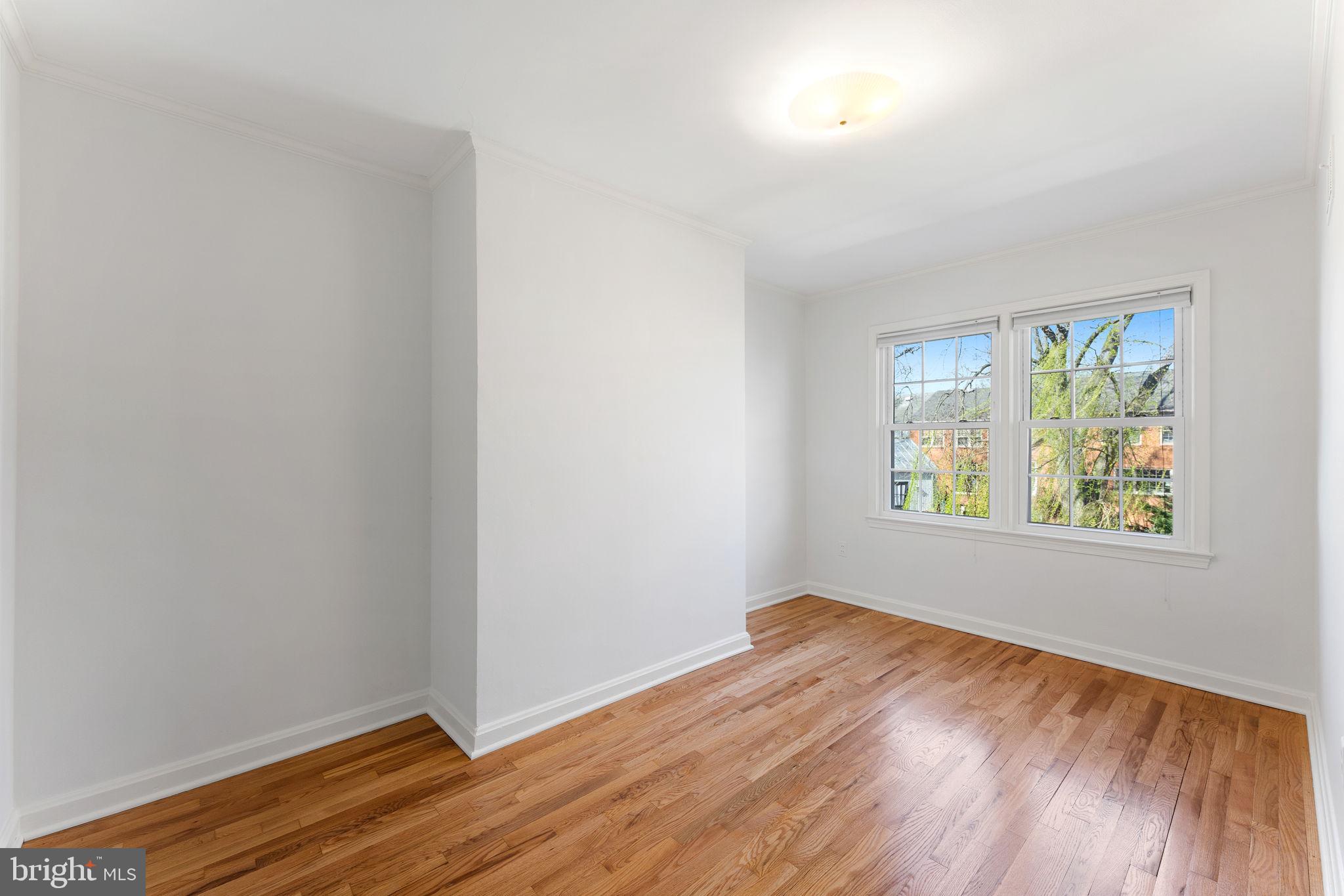 Real estate listing preview #22