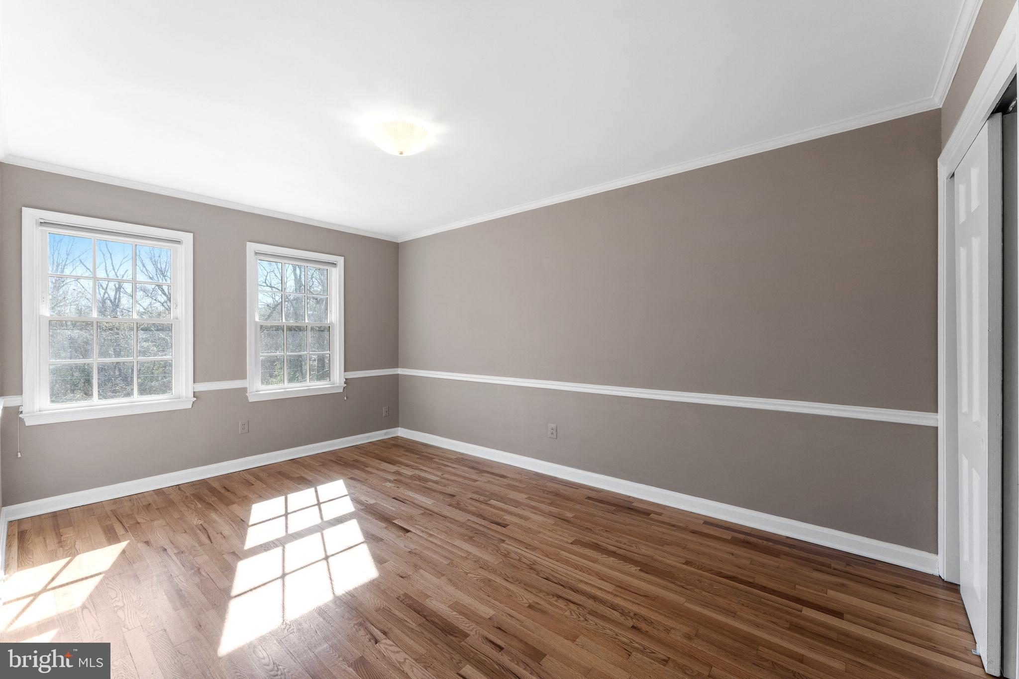 Real estate listing preview #24