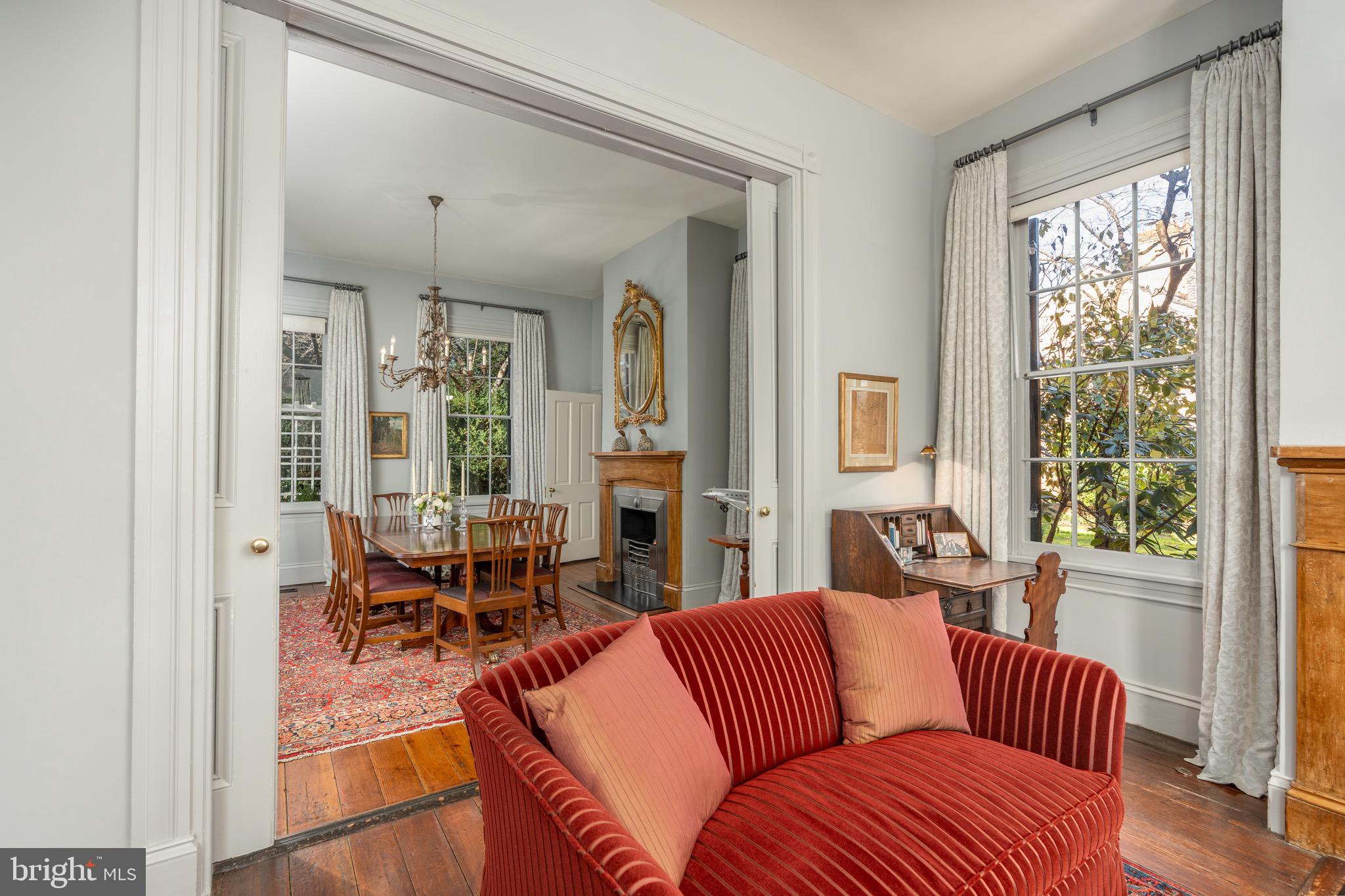 Real estate listing preview #8