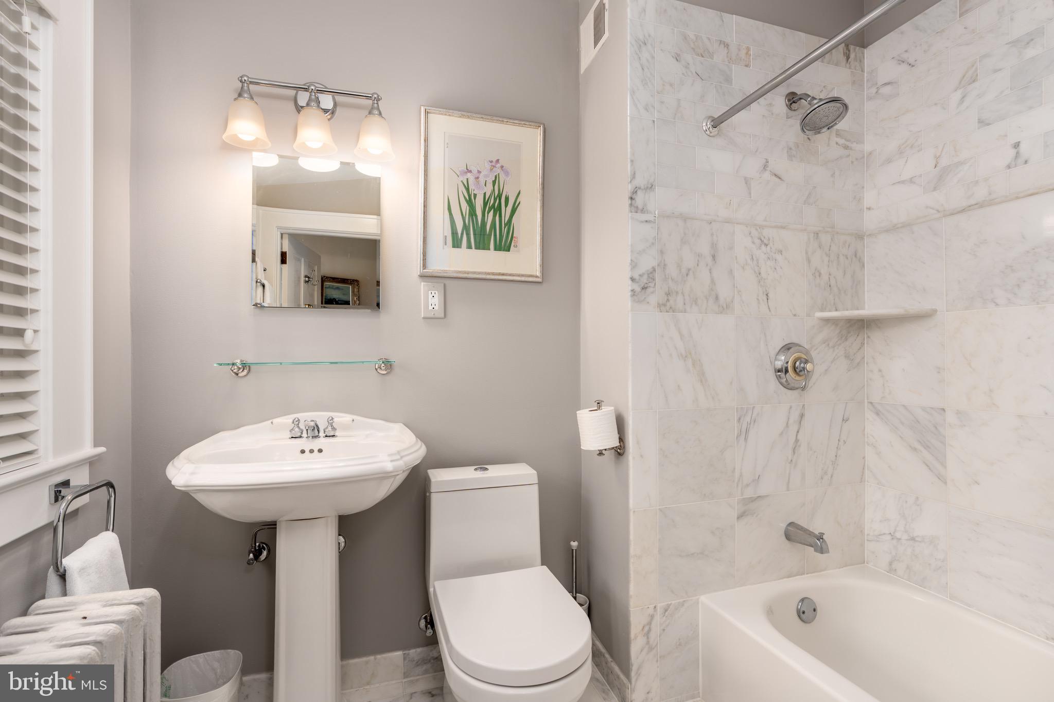 Real estate listing preview #33