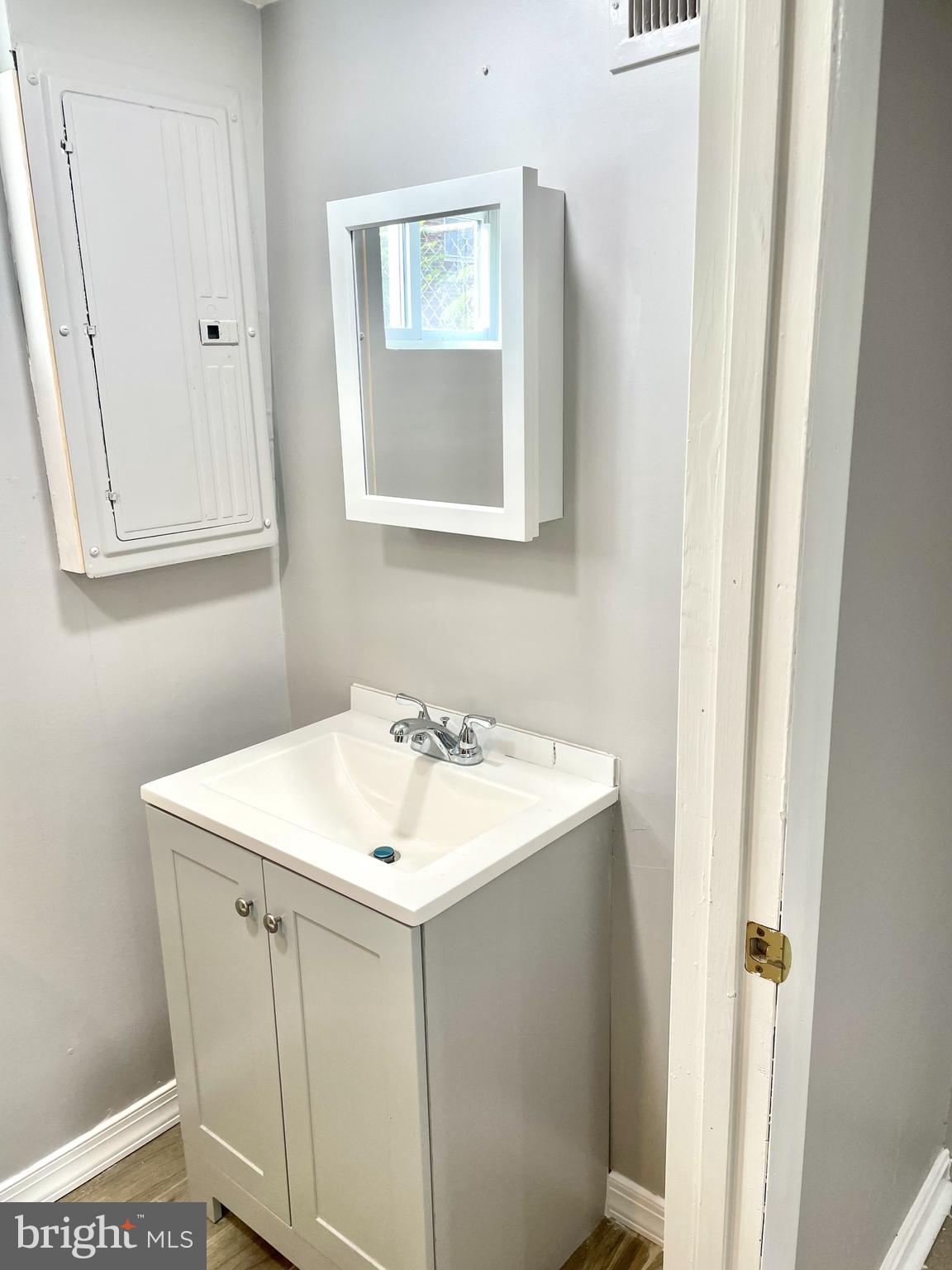 Real estate listing preview #17