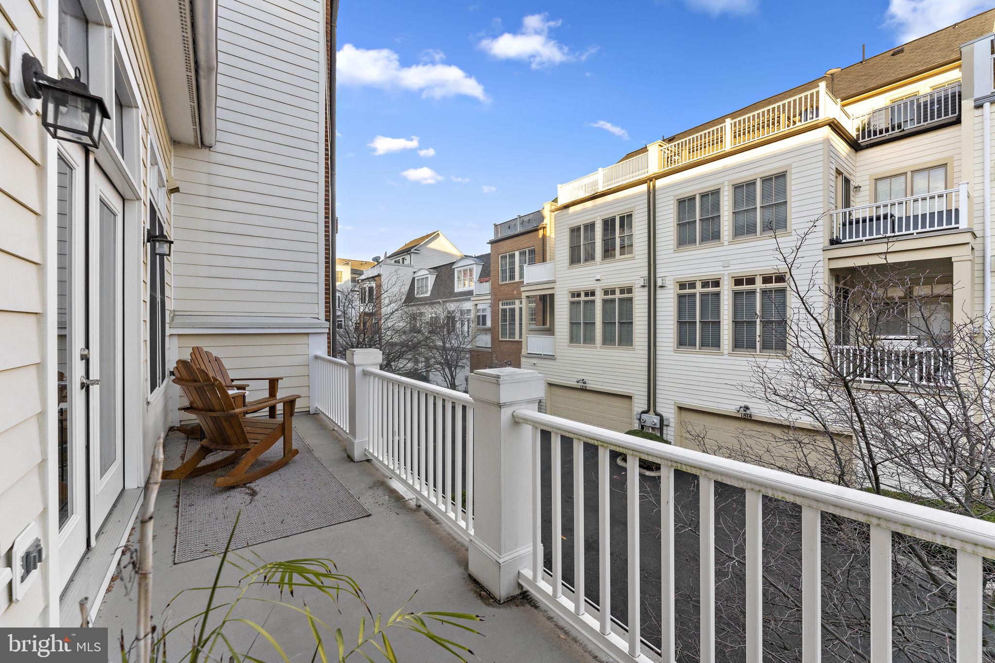 Real estate listing preview #26