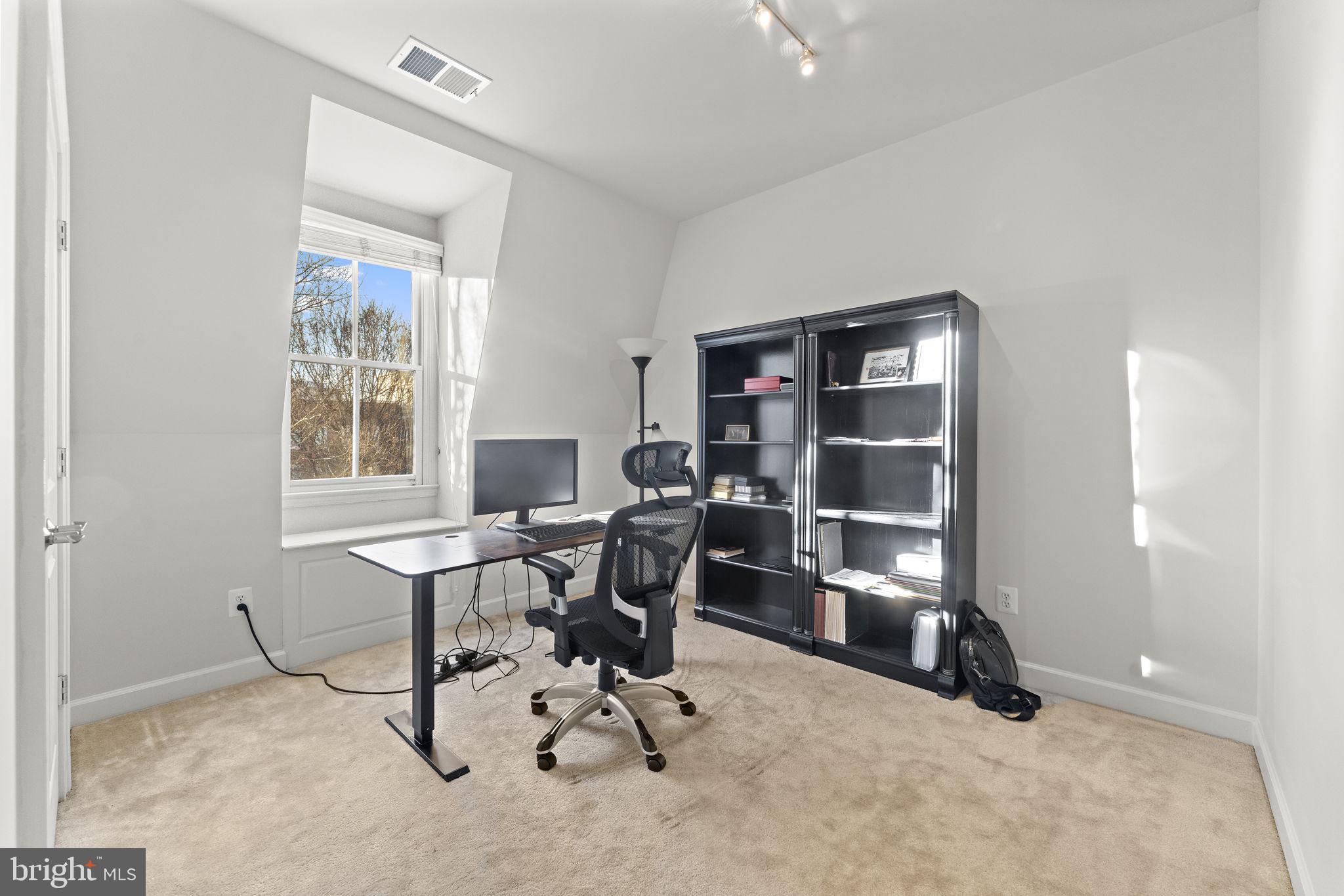 Real estate listing preview #40