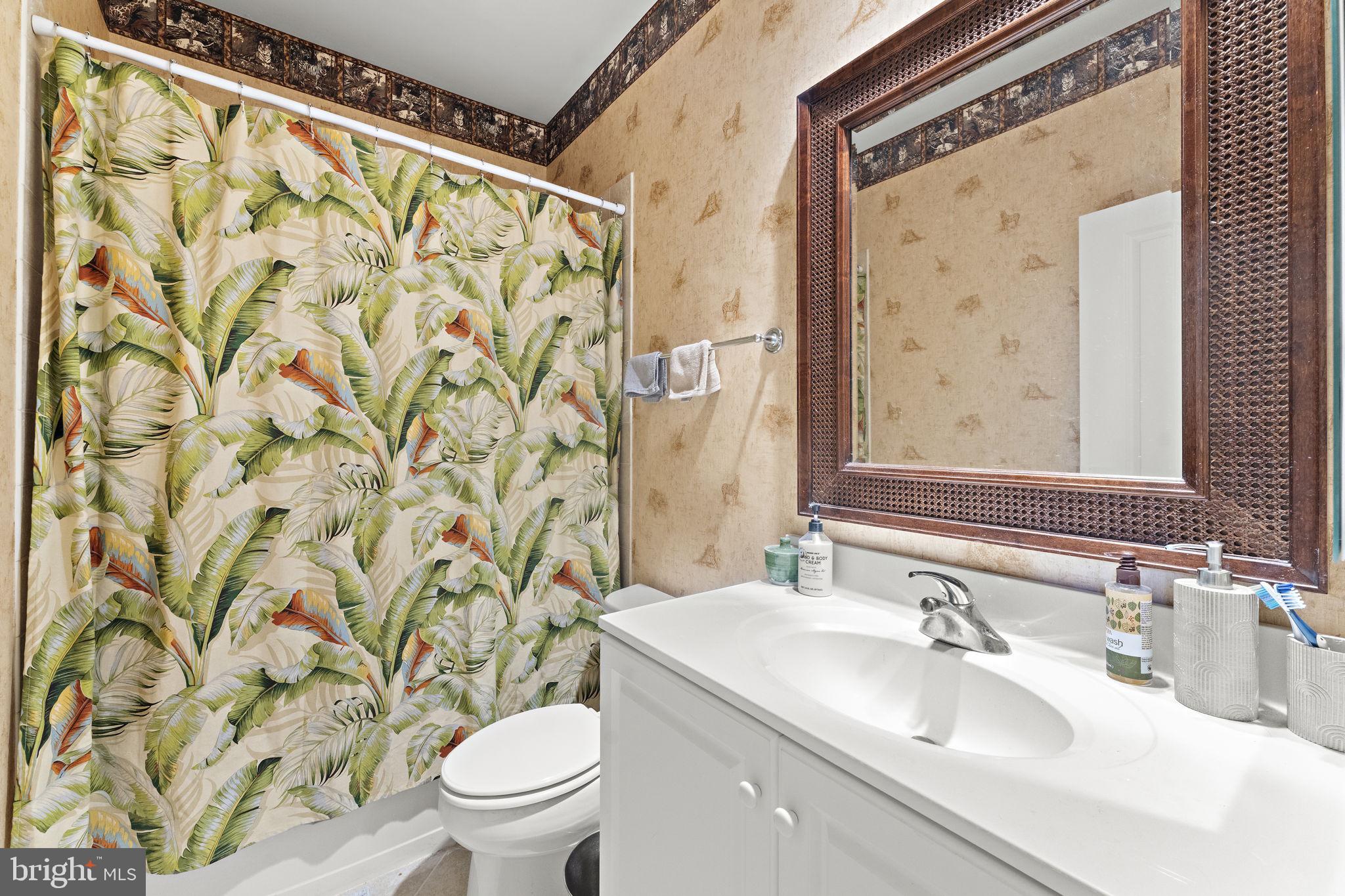 Real estate listing preview #8