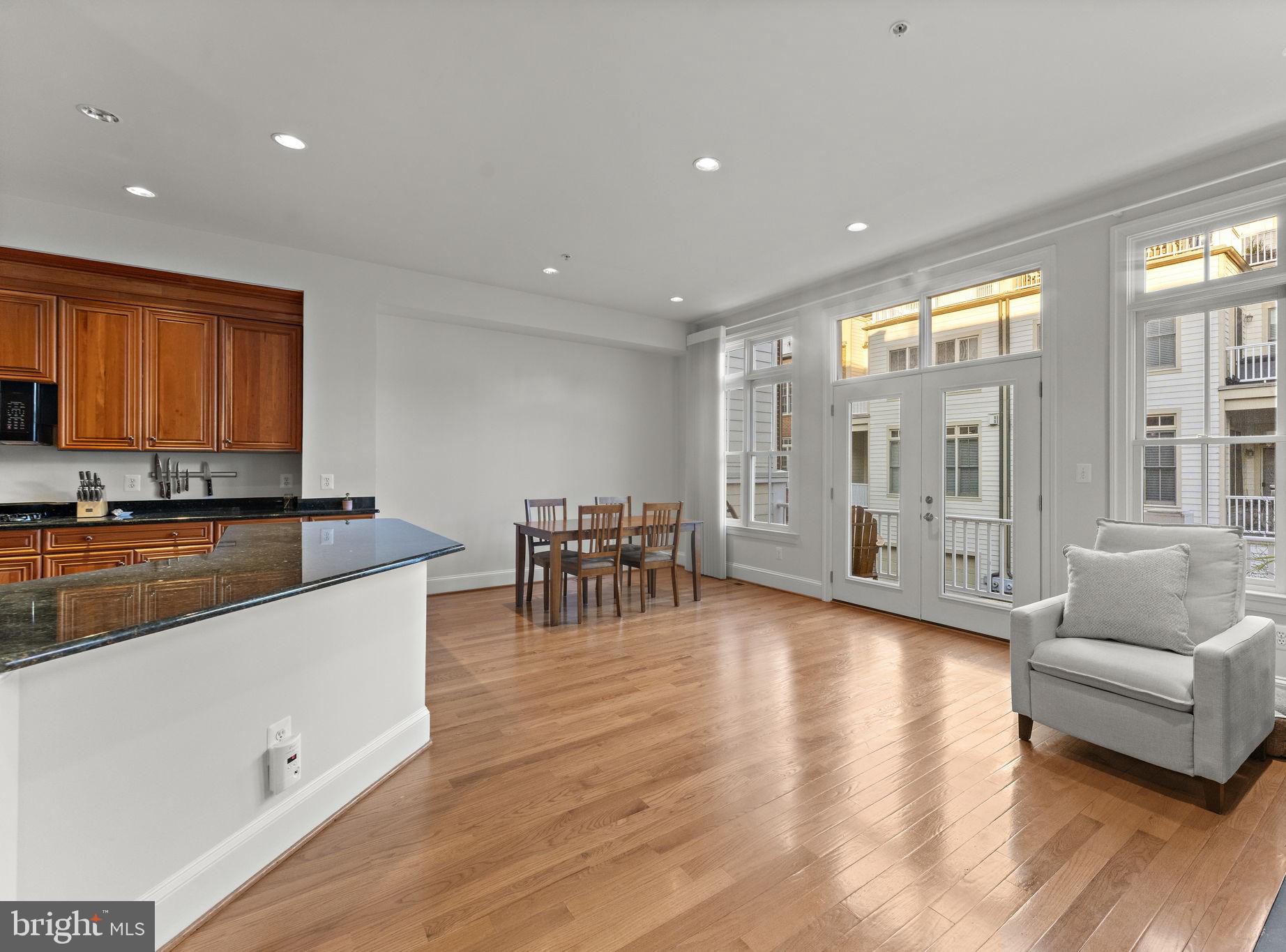 Real estate listing preview #20