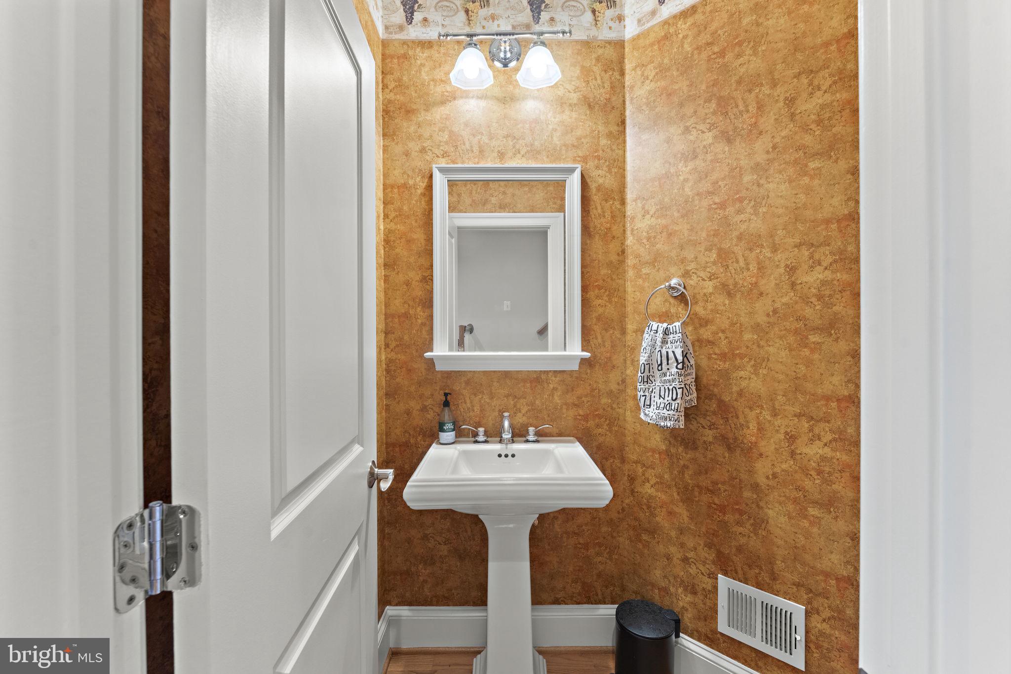 Real estate listing preview #29