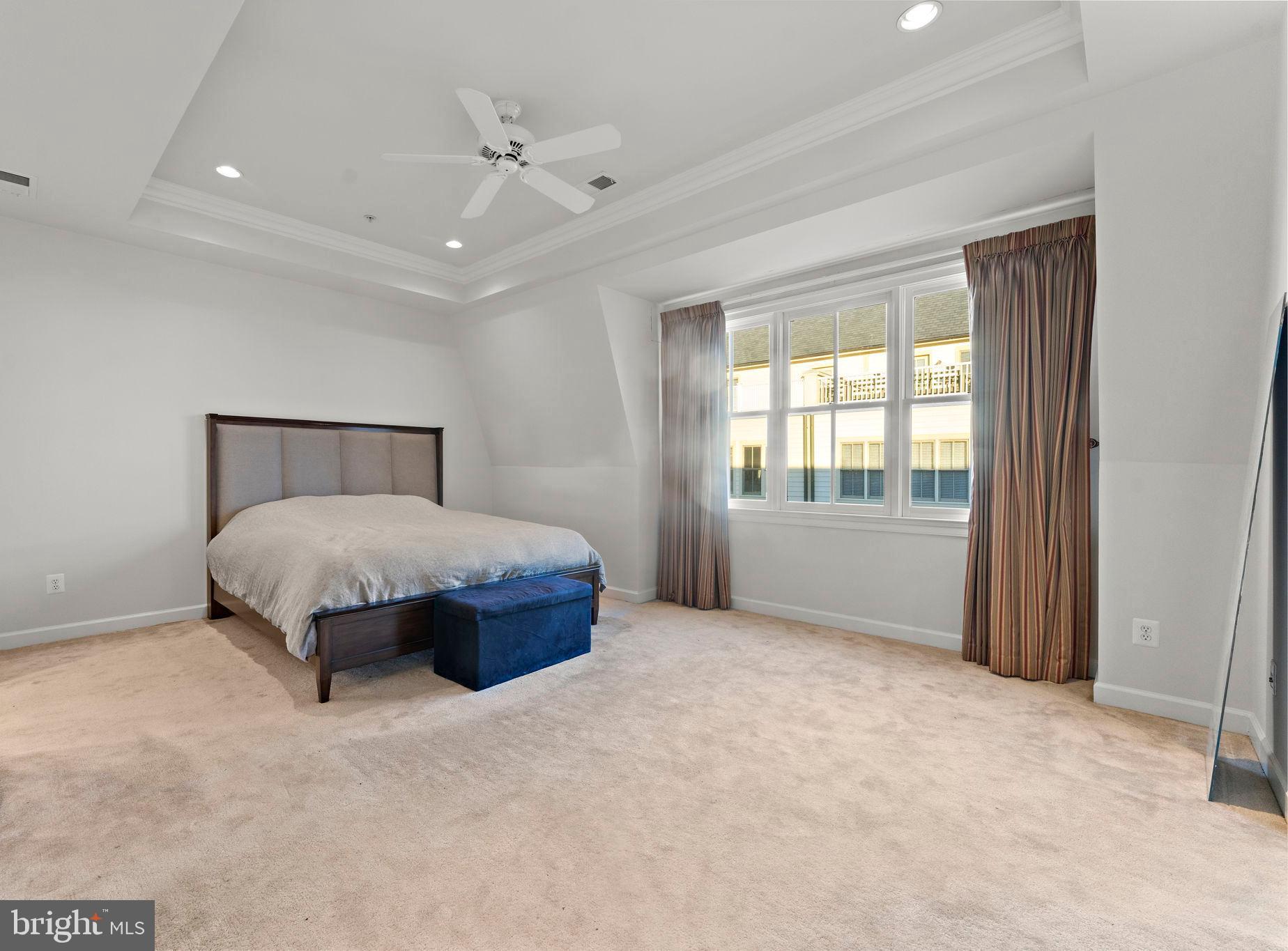 Real estate listing preview #32