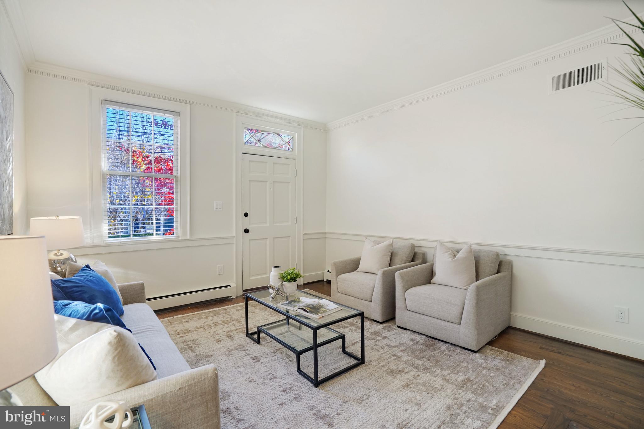 Real estate listing preview #6