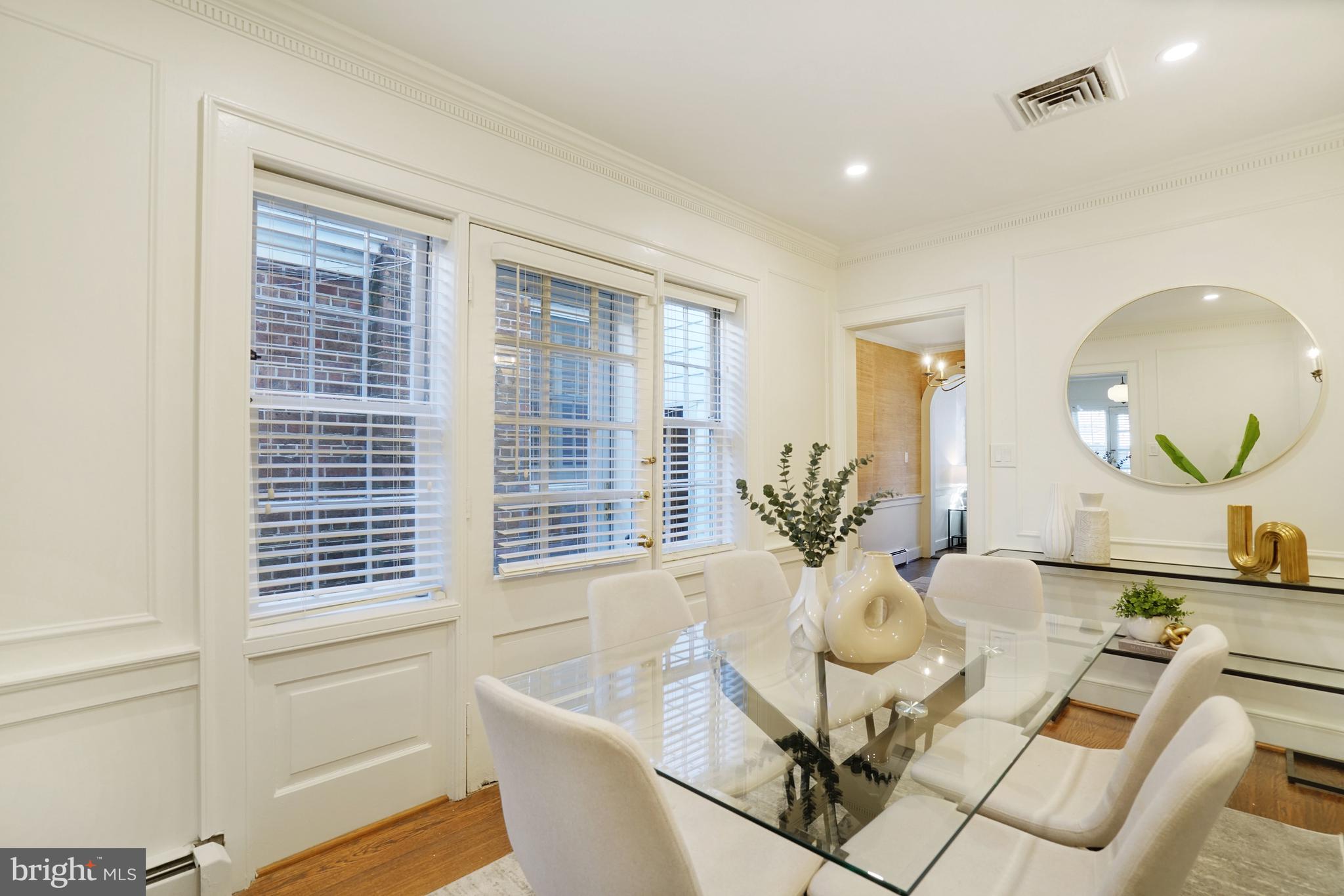 Real estate listing preview #14