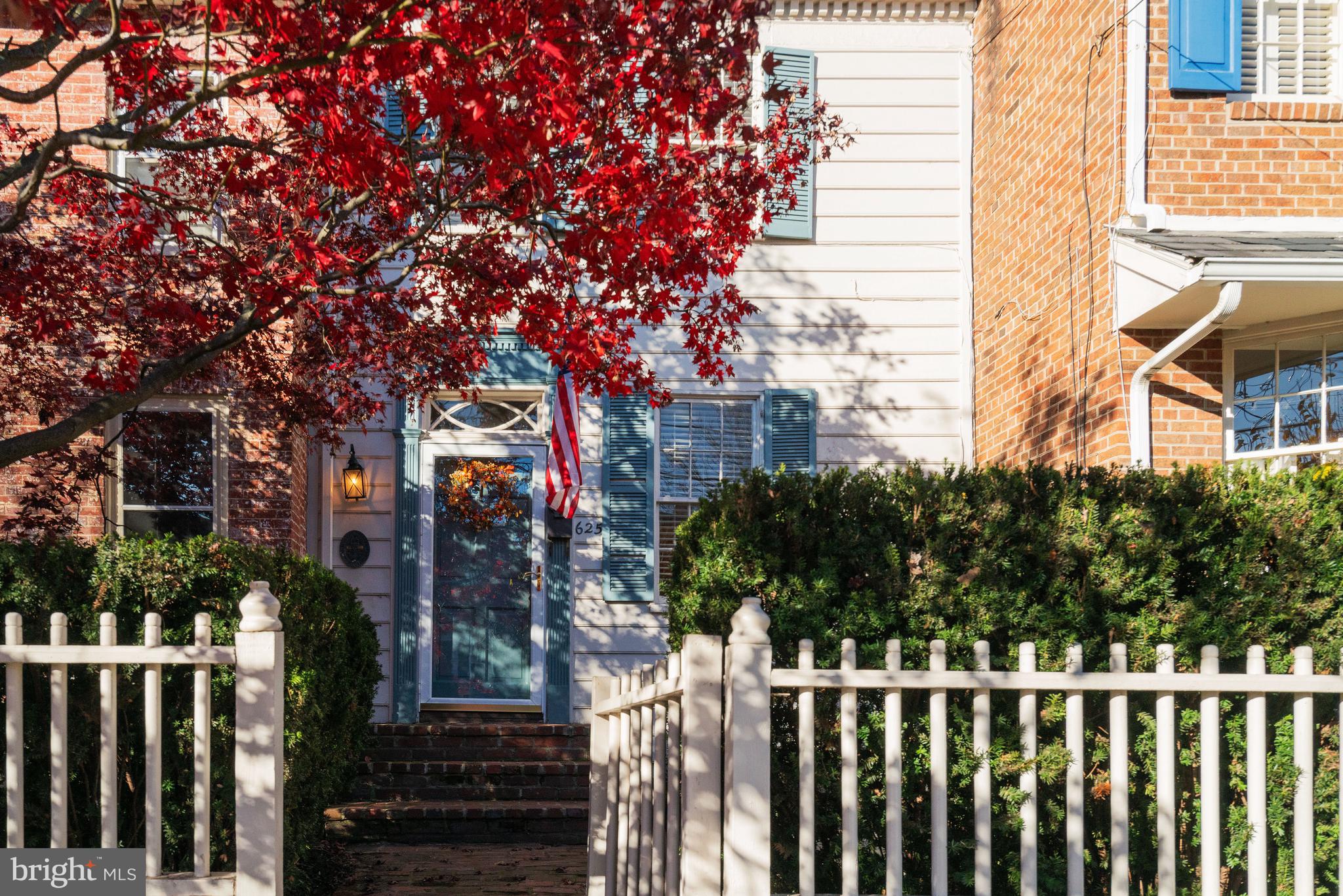 Real estate listing preview #2