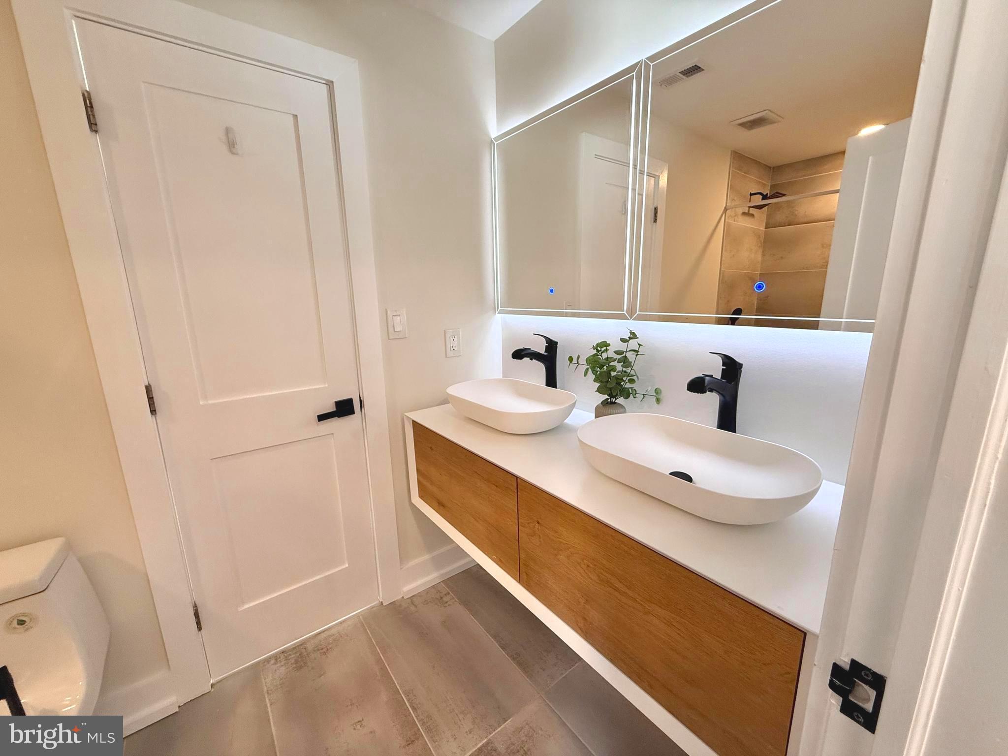 Real estate listing preview #32