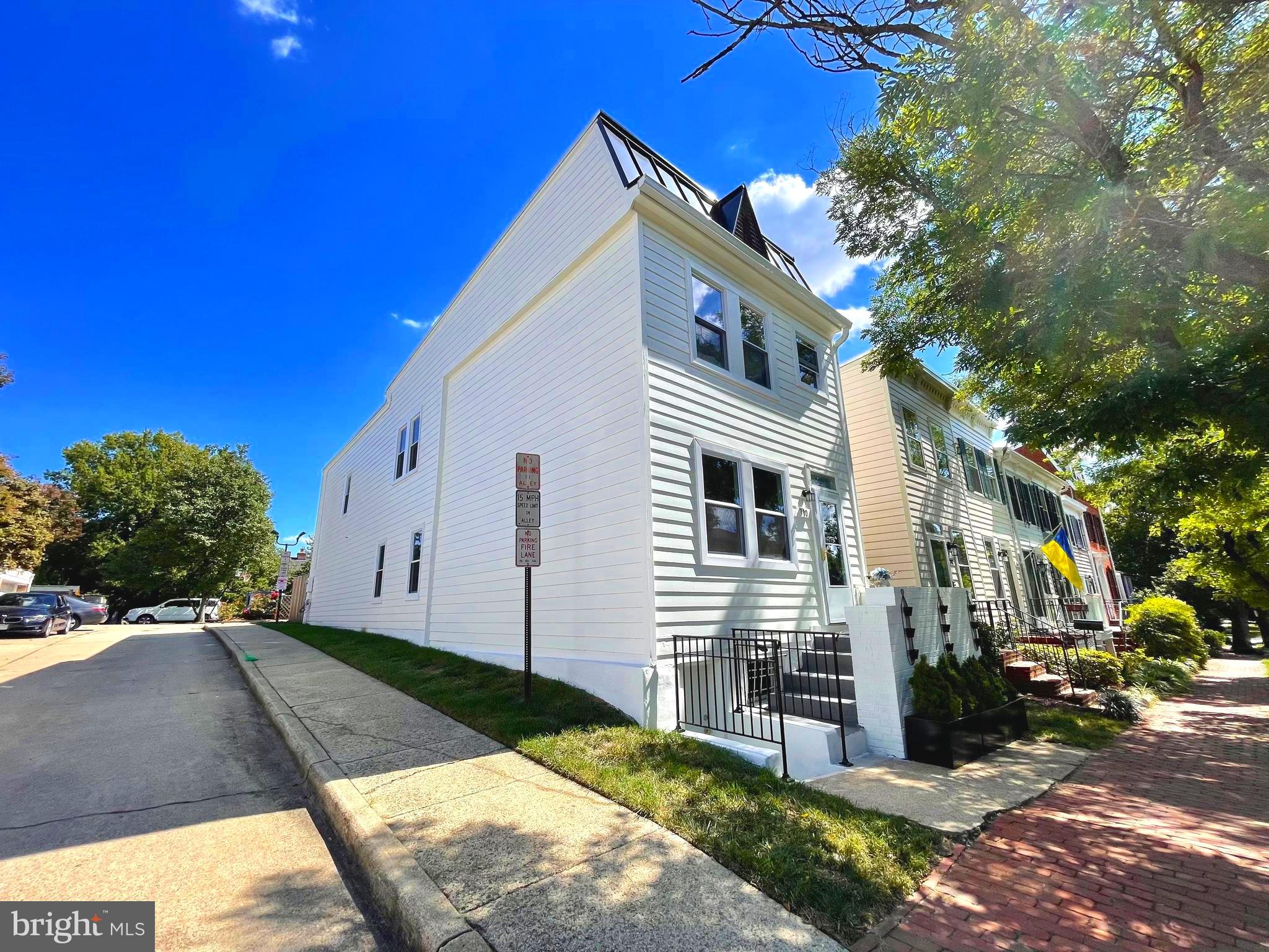 Real estate listing preview #49