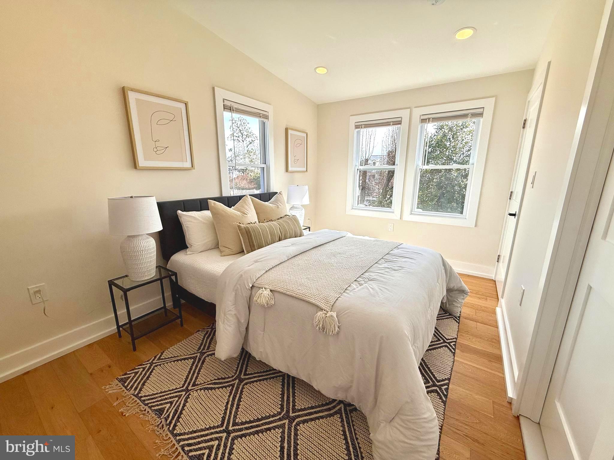 Real estate listing preview #38