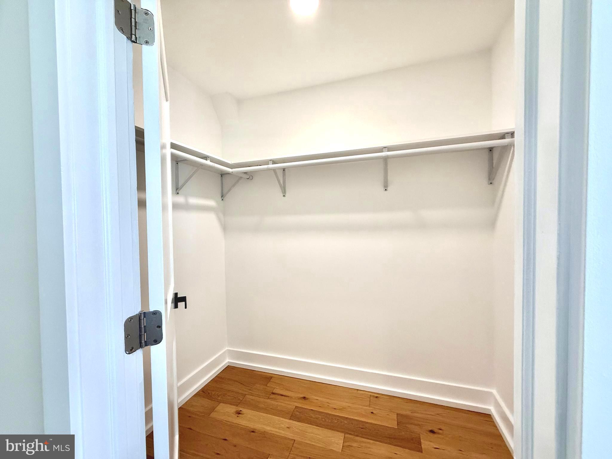 Real estate listing preview #42