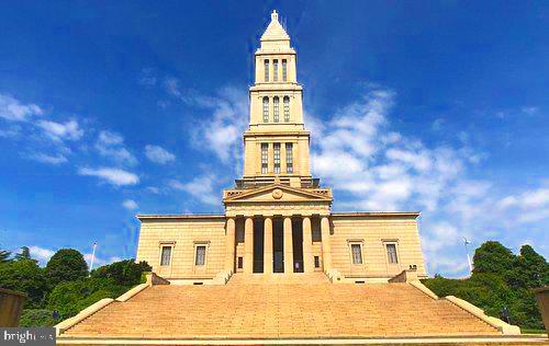 Real estate listing preview #56