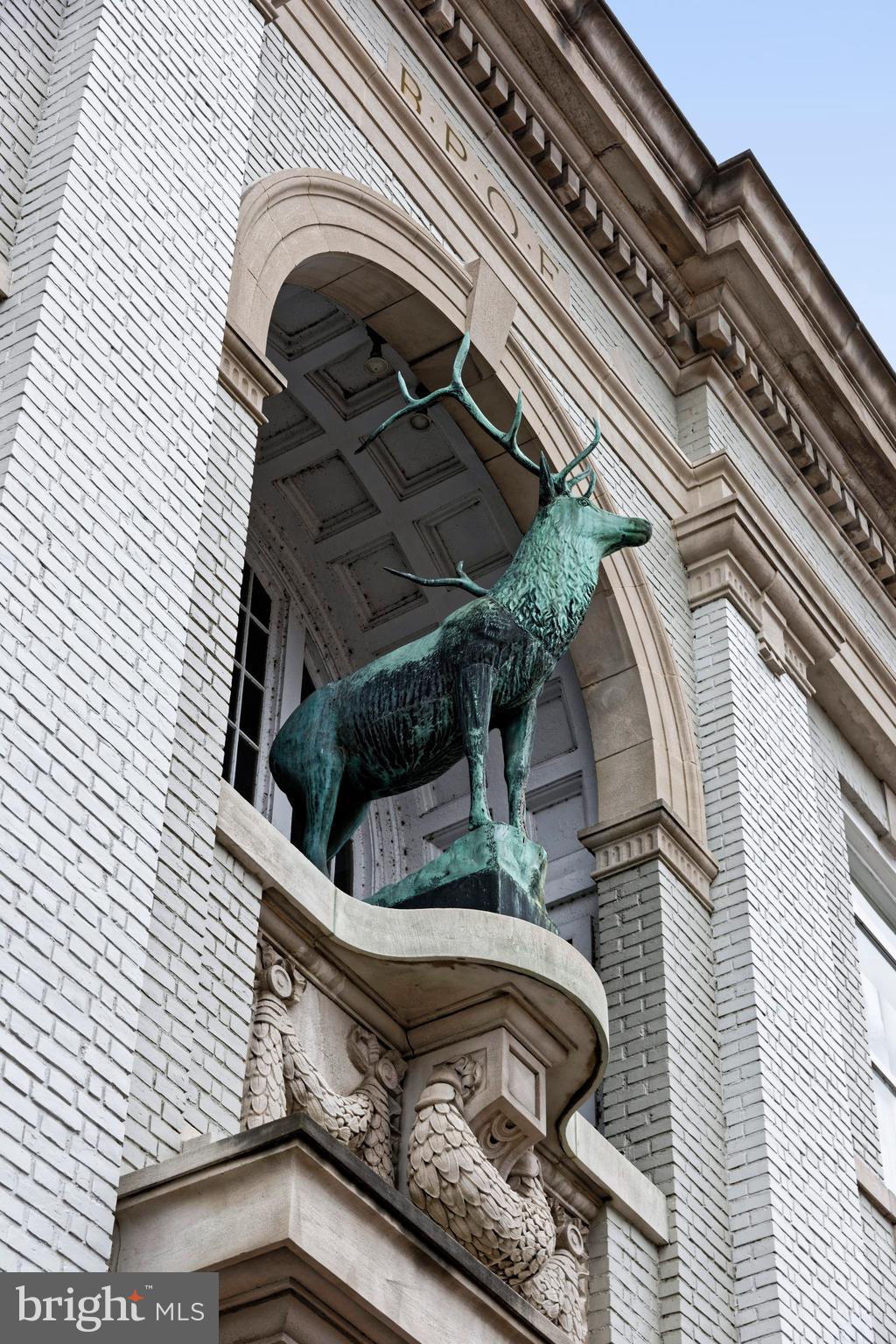 Real estate listing preview #6