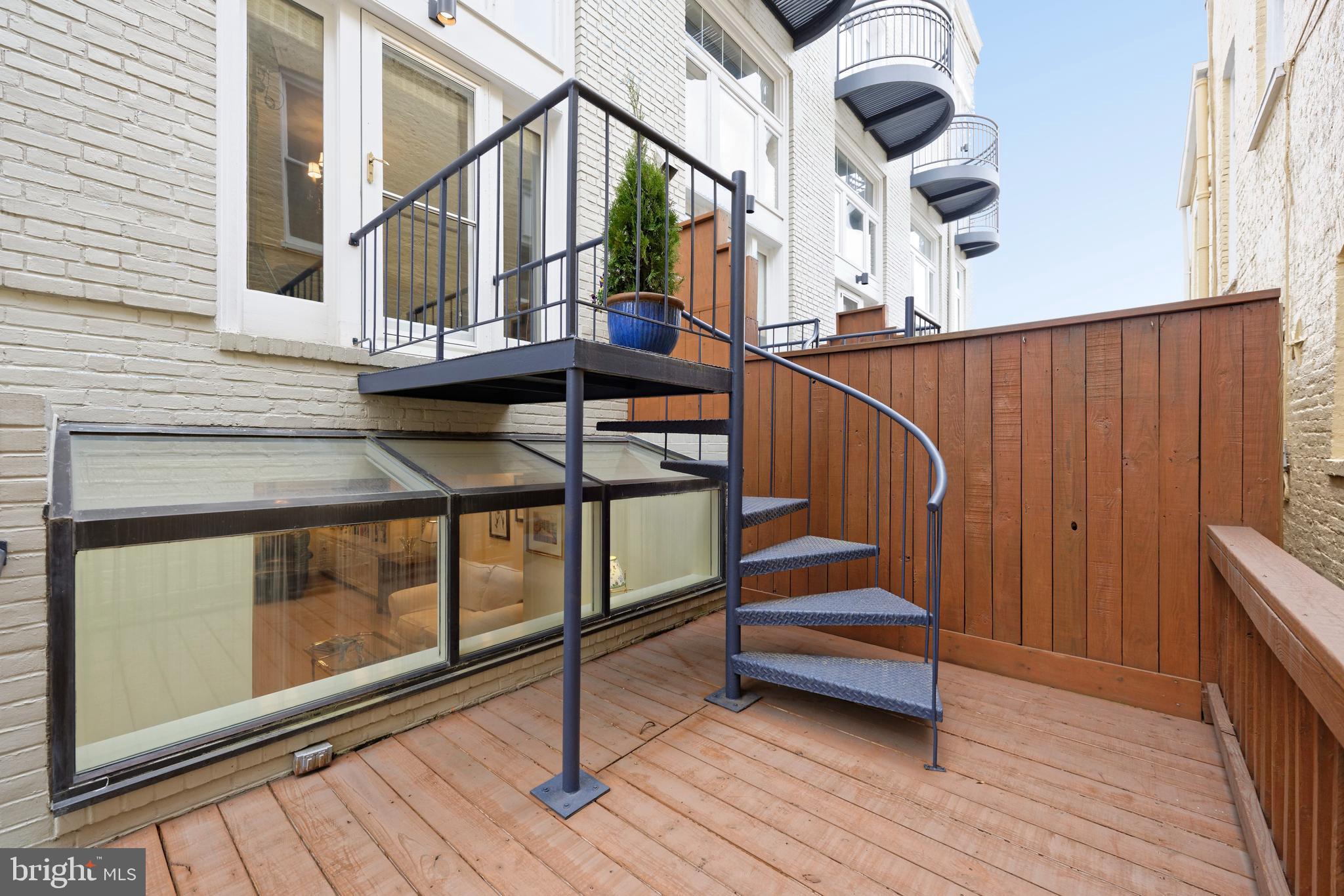 Real estate listing preview #46