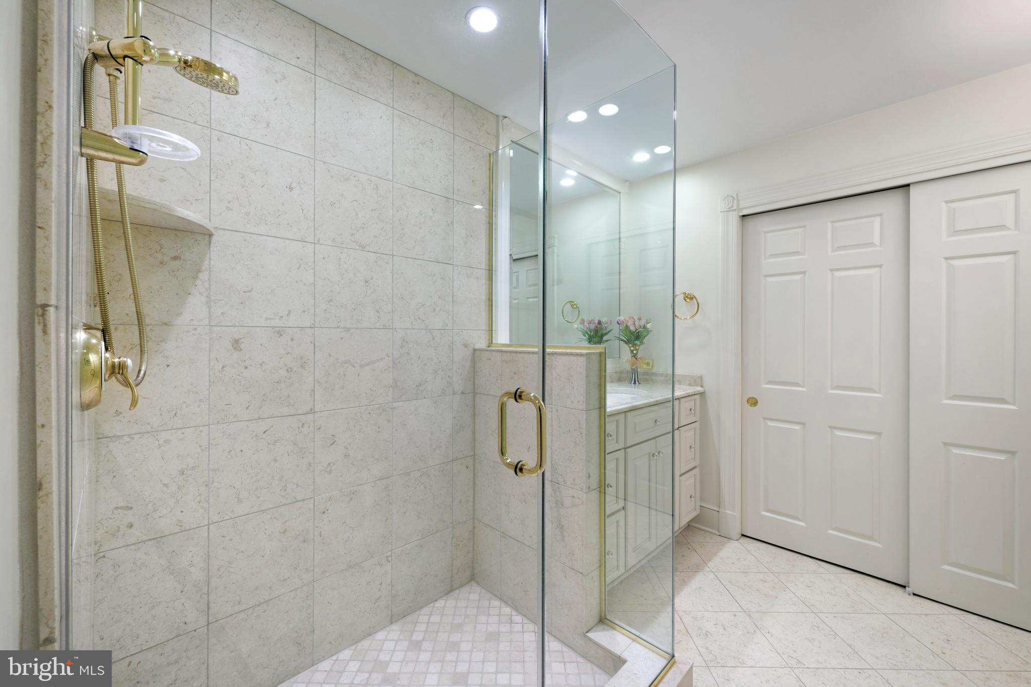 Real estate listing preview #30