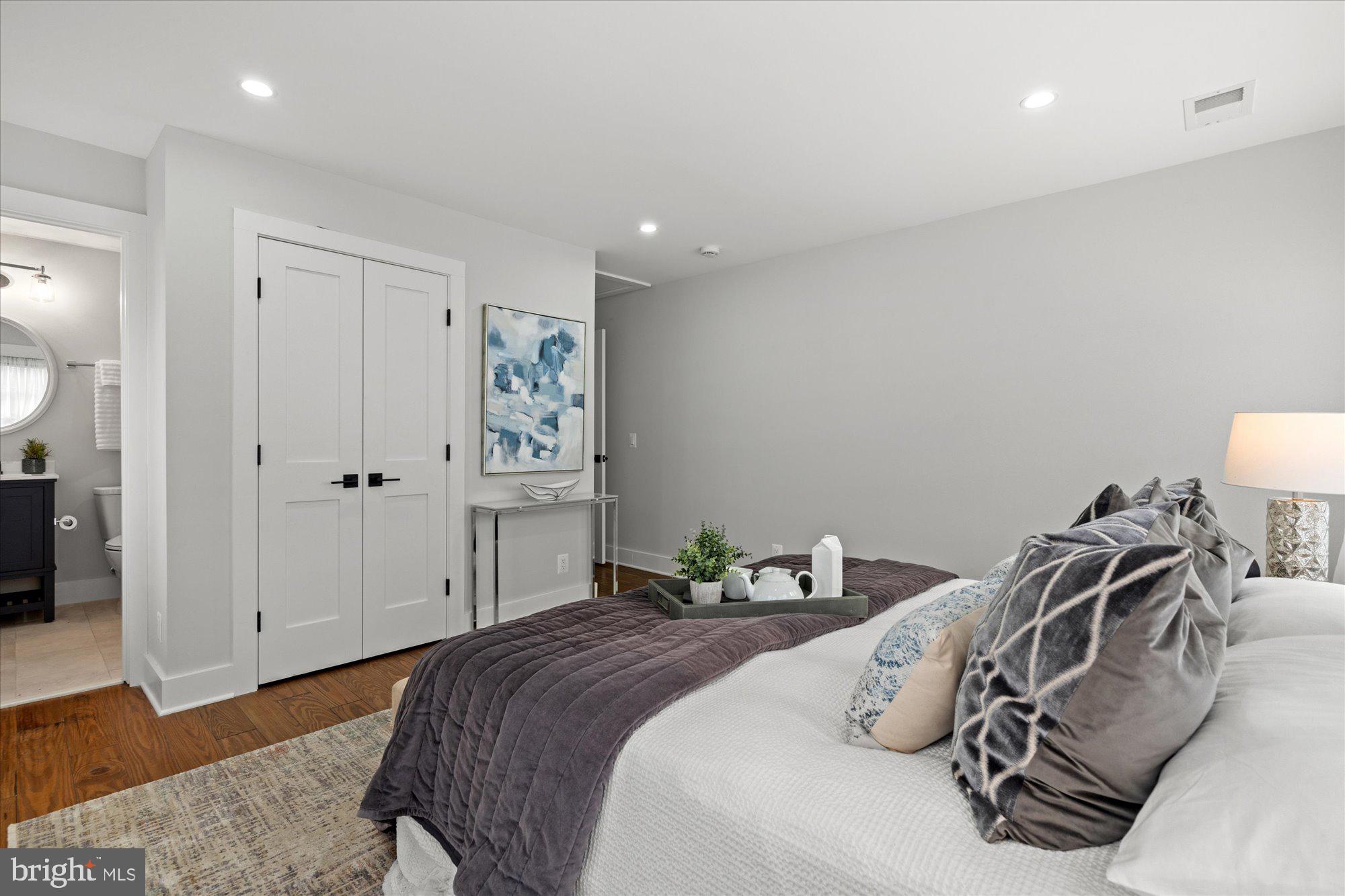 Real estate listing preview #53