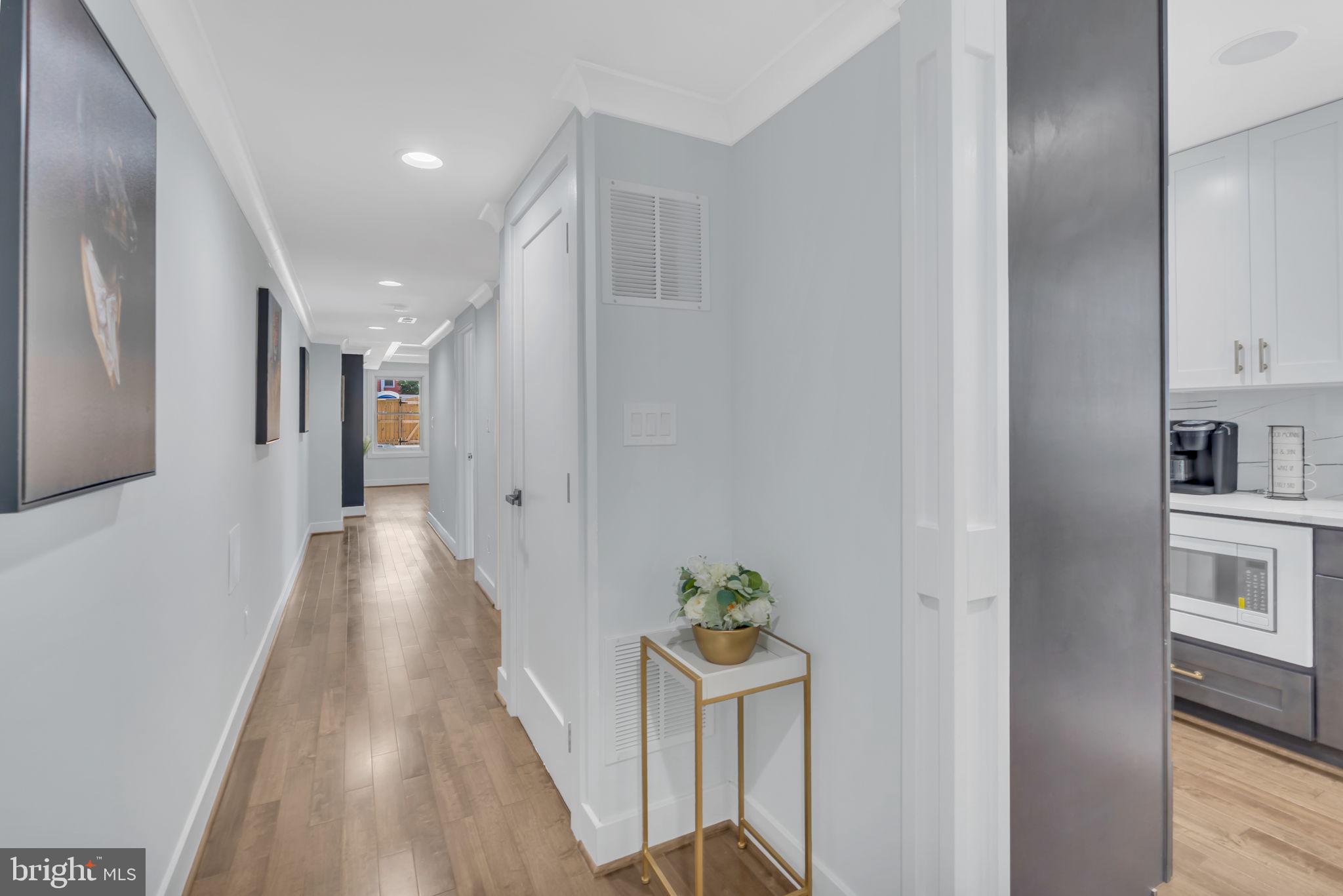 Real estate listing preview #15