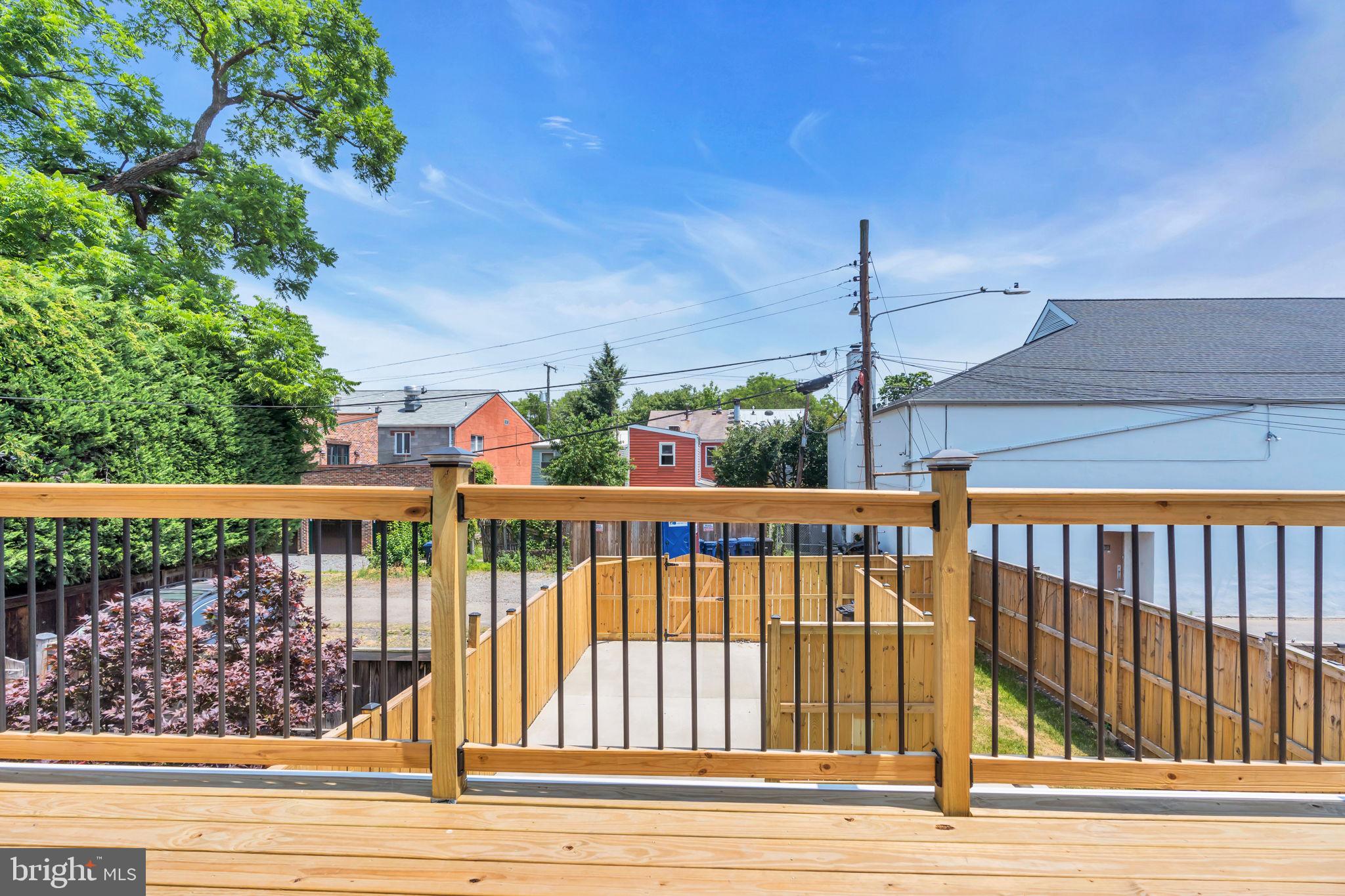 Real estate listing preview #35