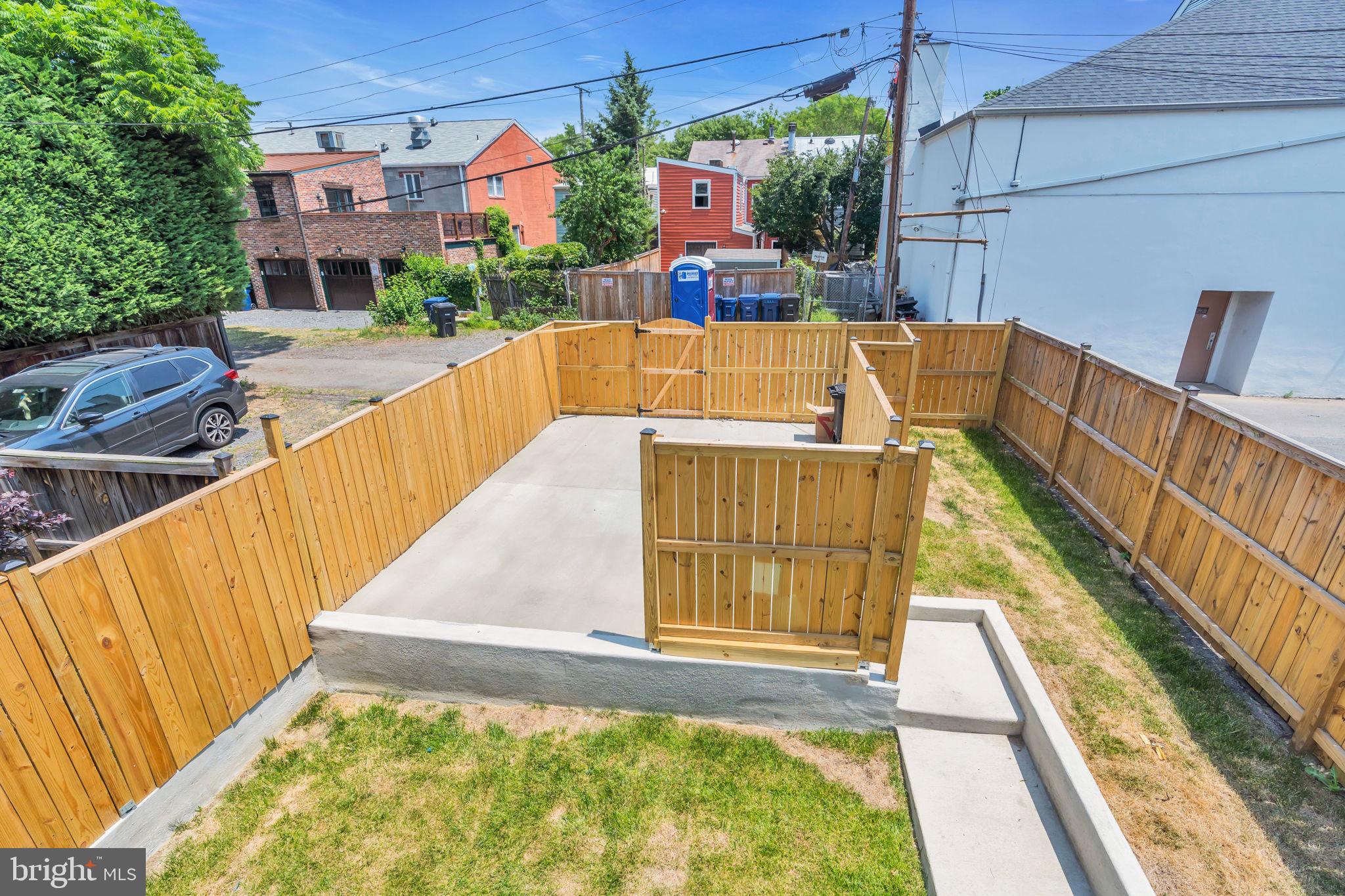 Real estate listing preview #37