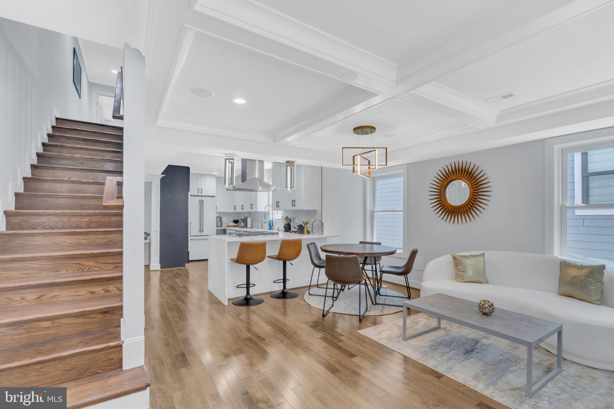 Real estate listing preview #8