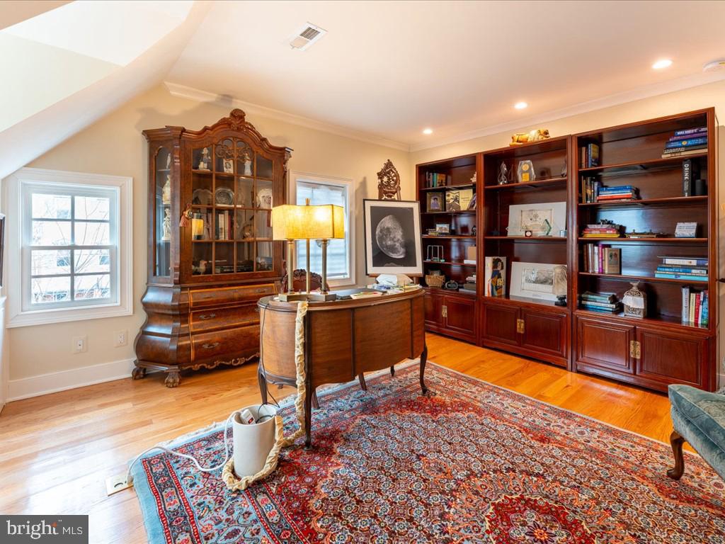 Real estate listing preview #21